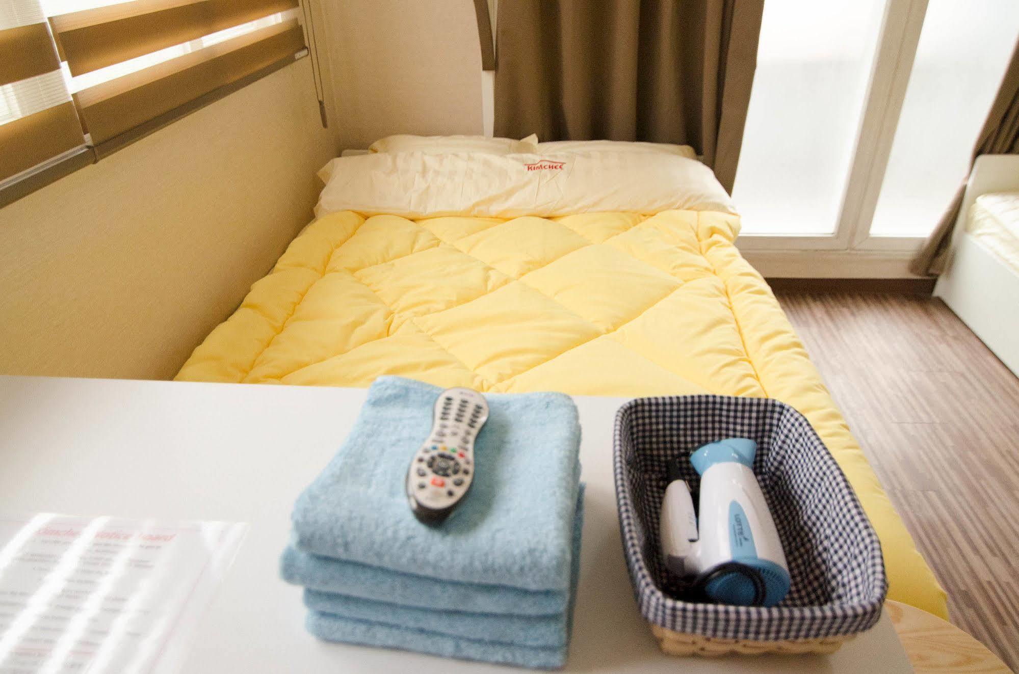 Yakorea Hongdae Hostel Seoul