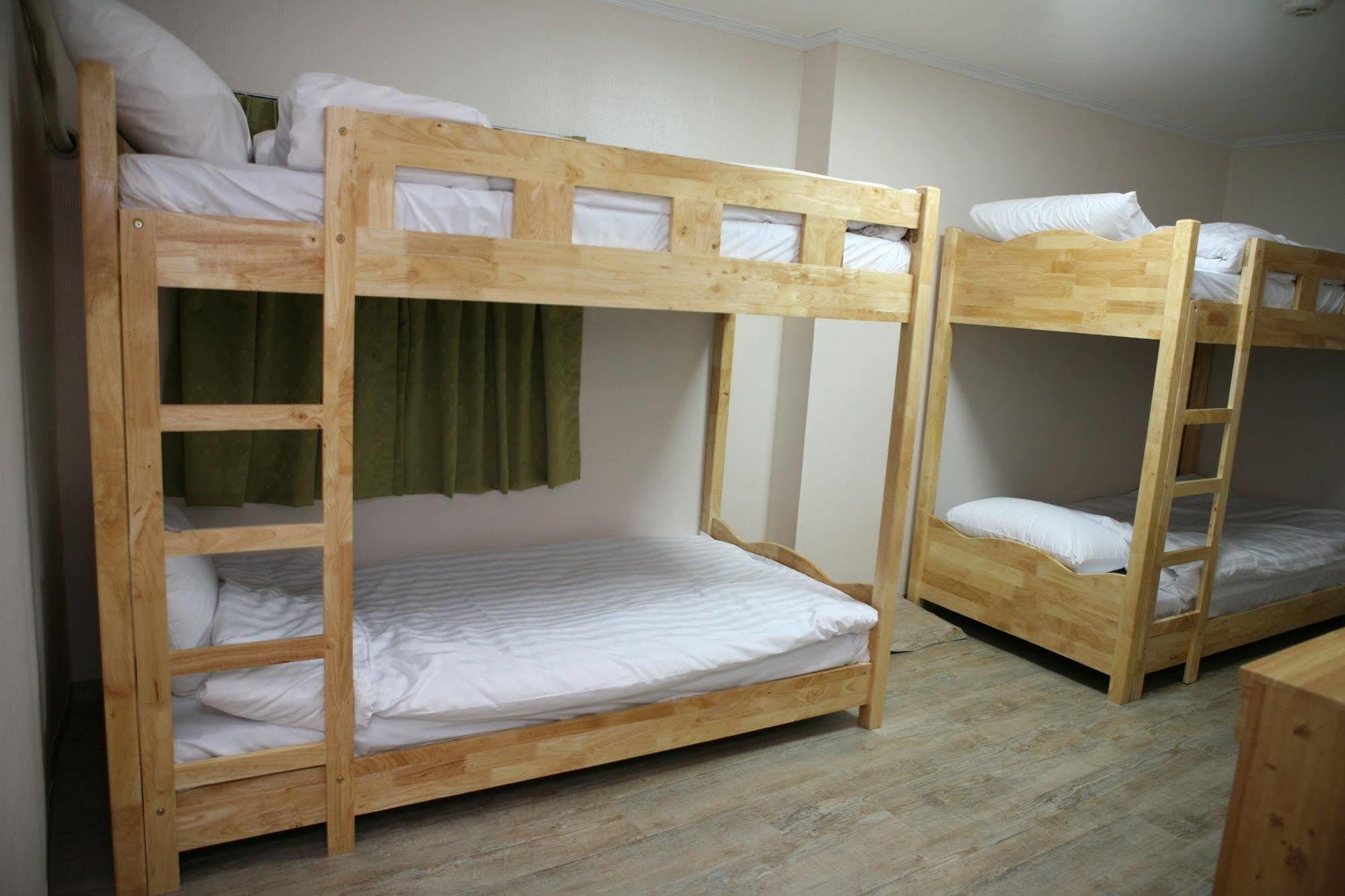 Hotel 24guesthouse Myeongdong 2*