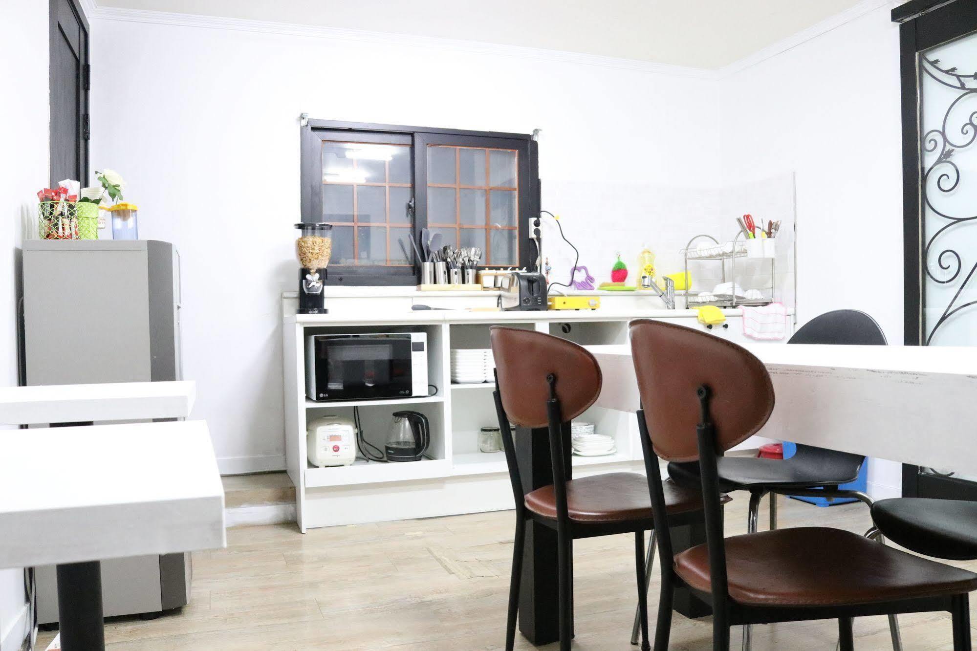 Hotel 24guesthouse Myeongdong Seoul