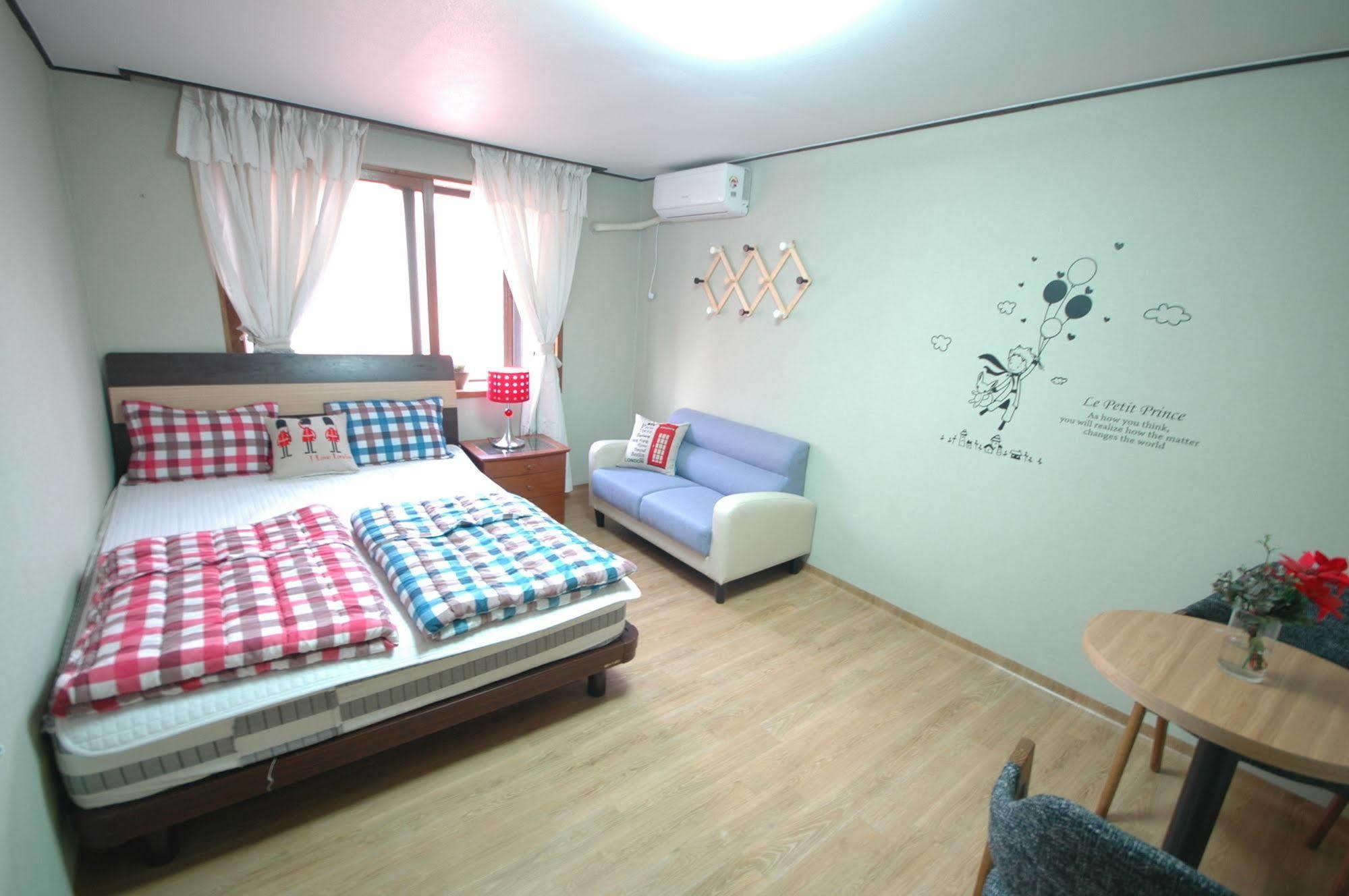Guest house Apple Tree 2*