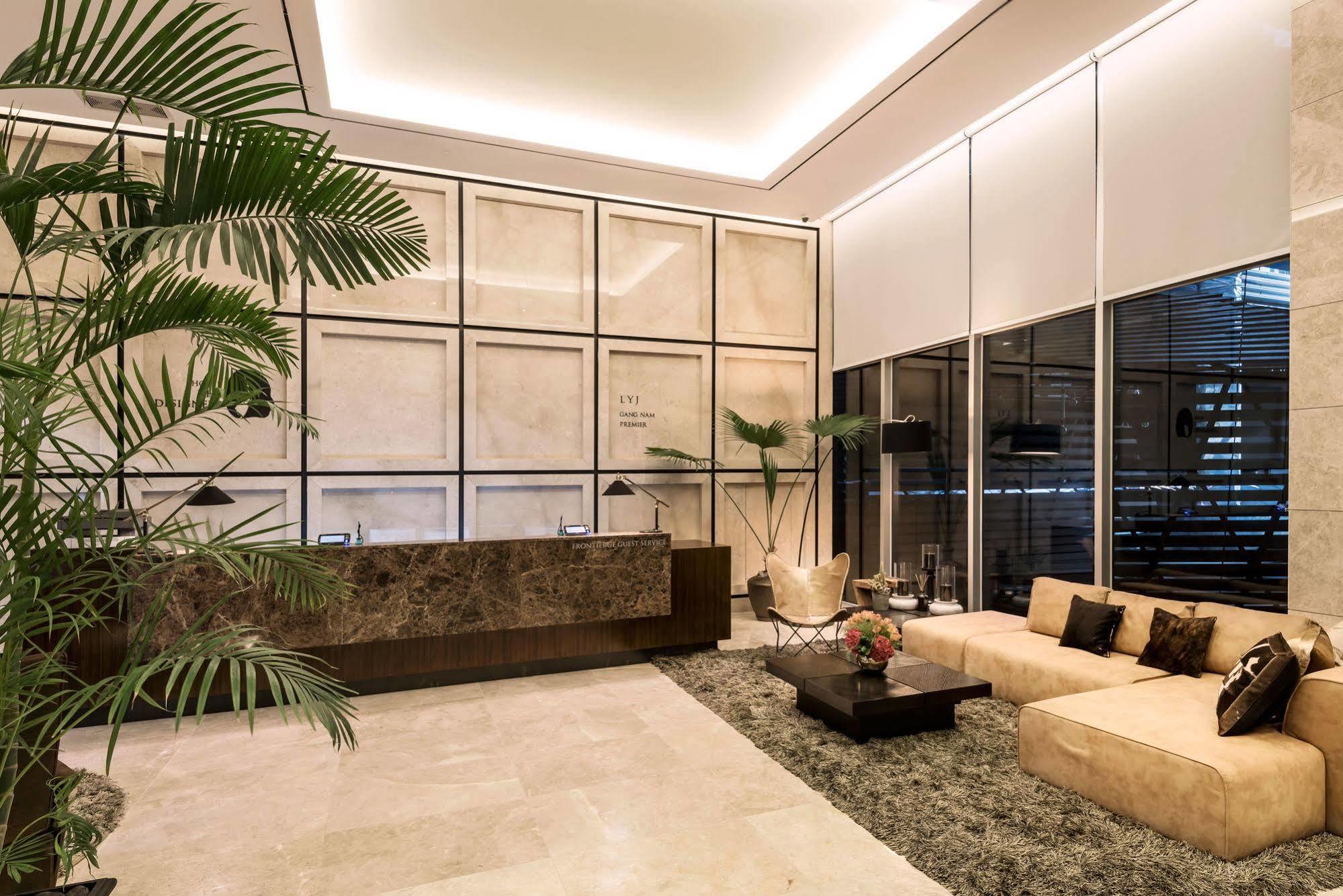 Hotel The Designers Lyj Gangnam Premier 3*