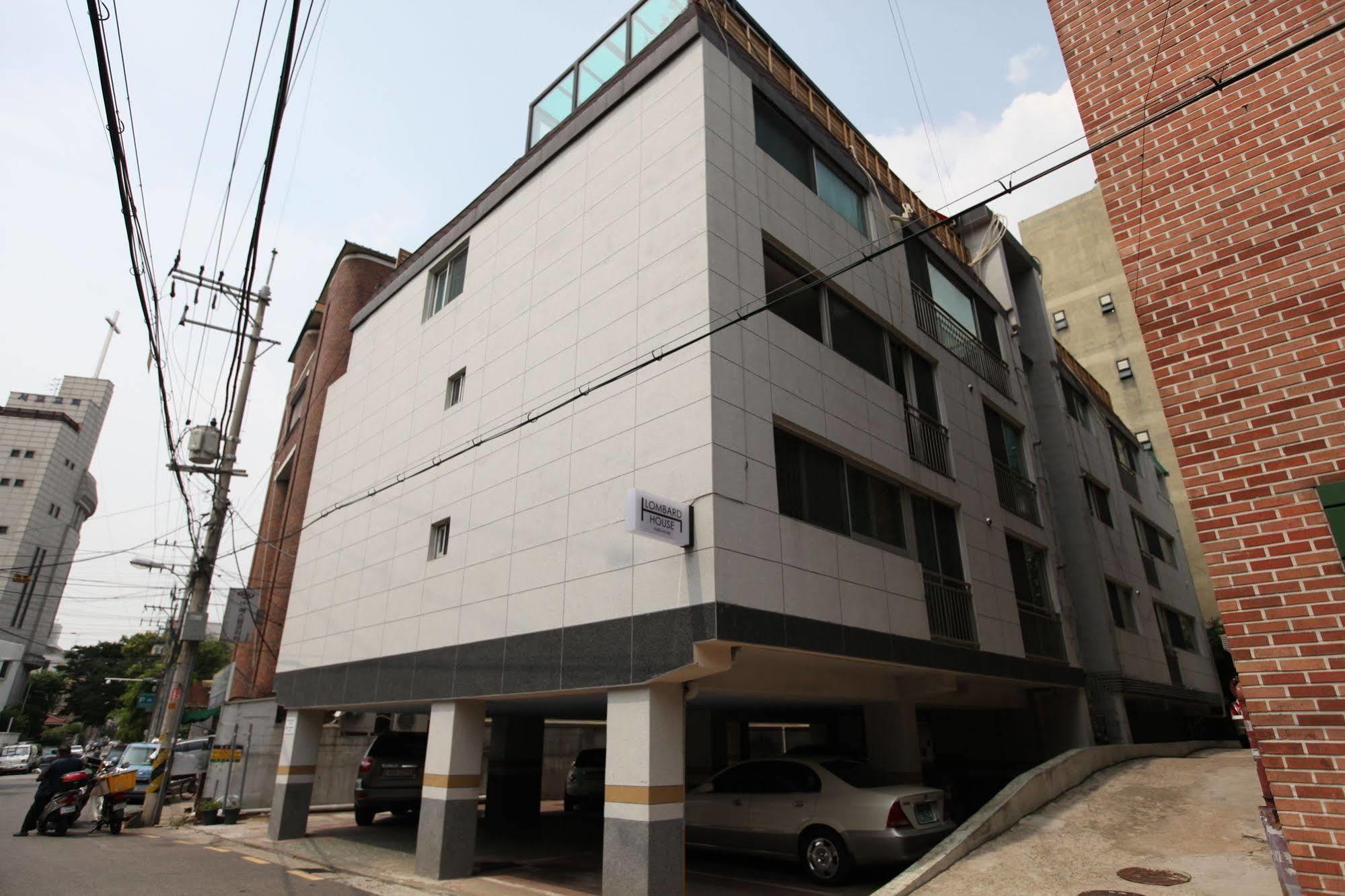 Lombard House -