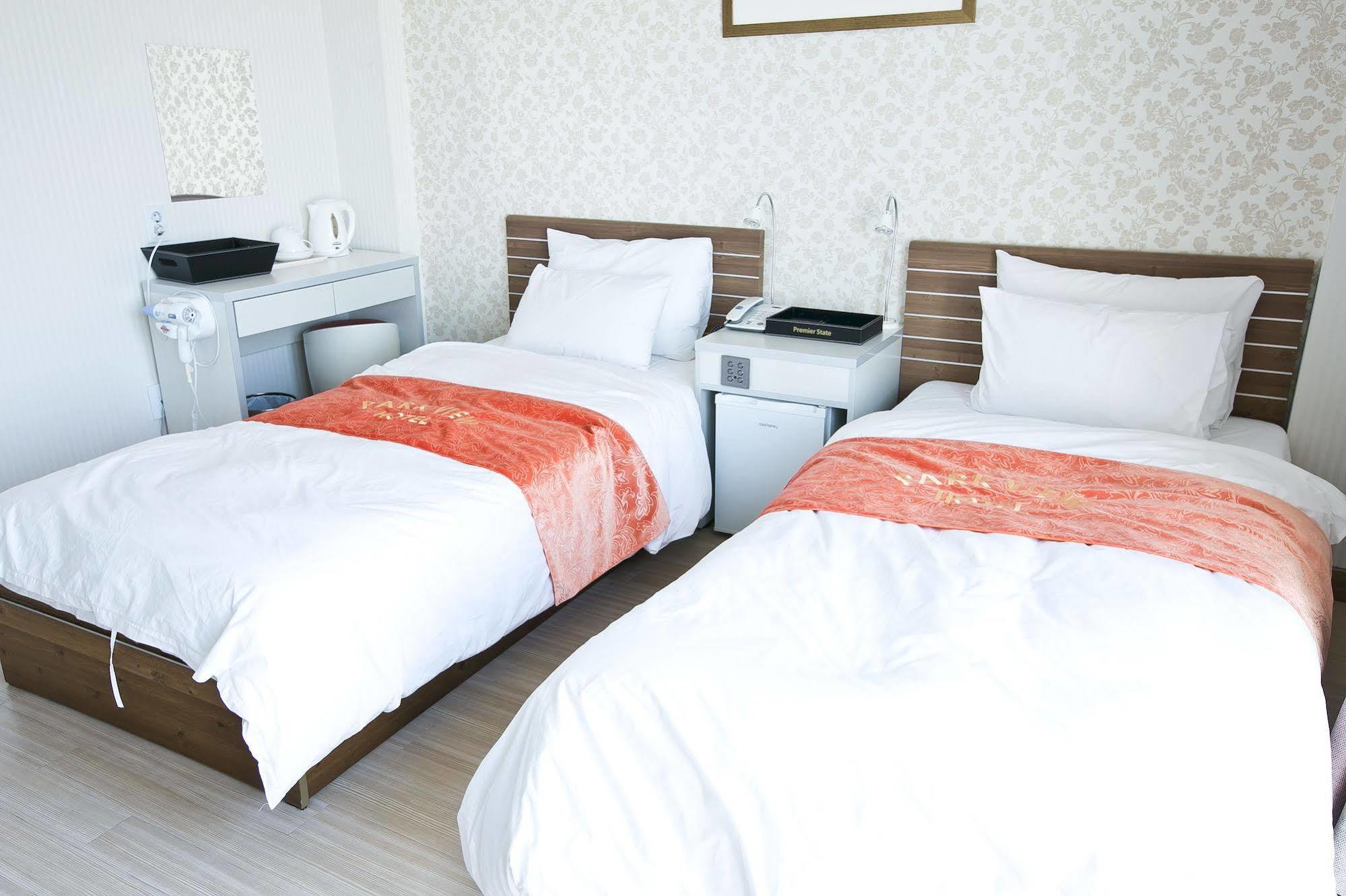 Parkview 3*