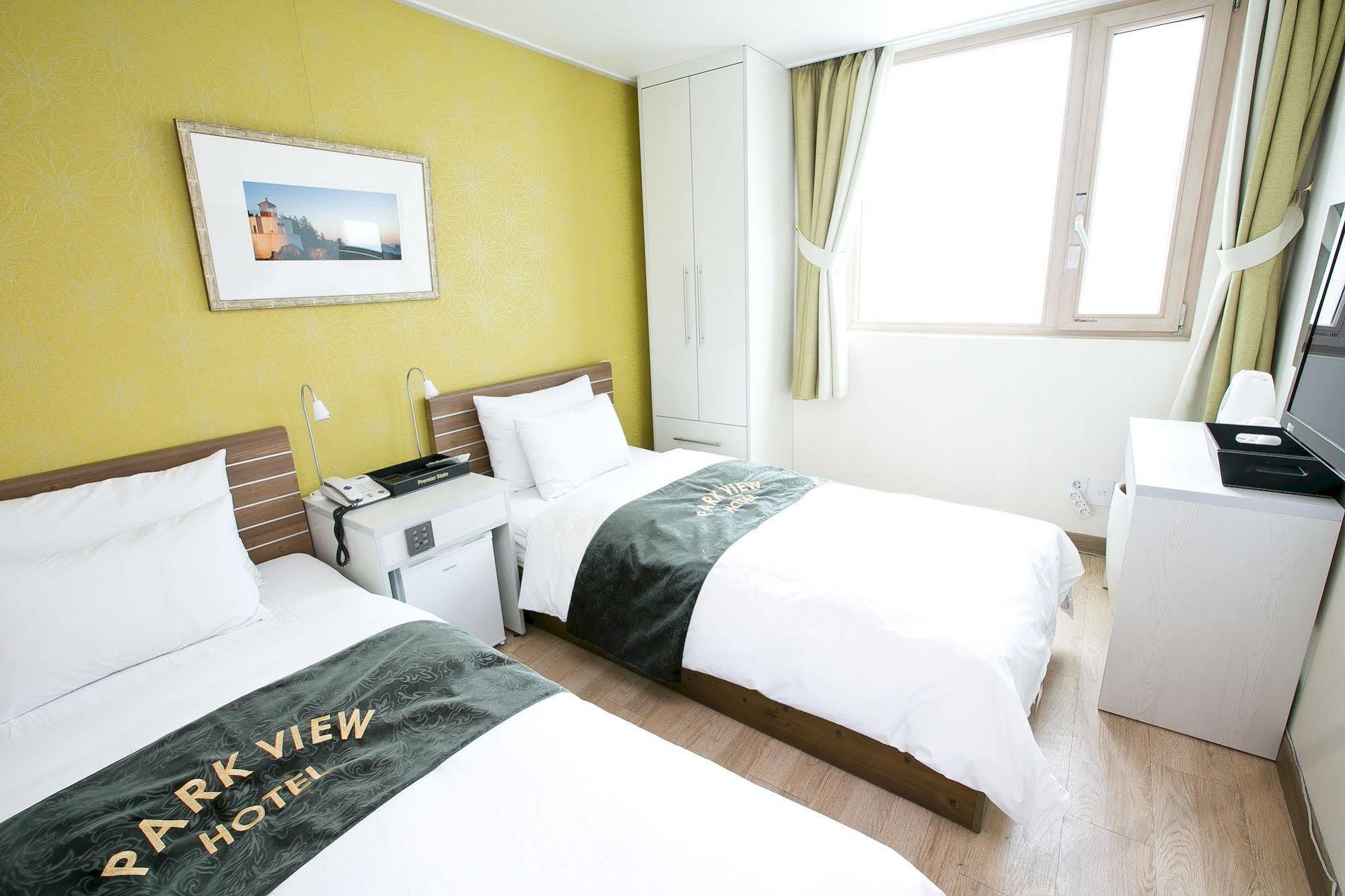Parkview 3*