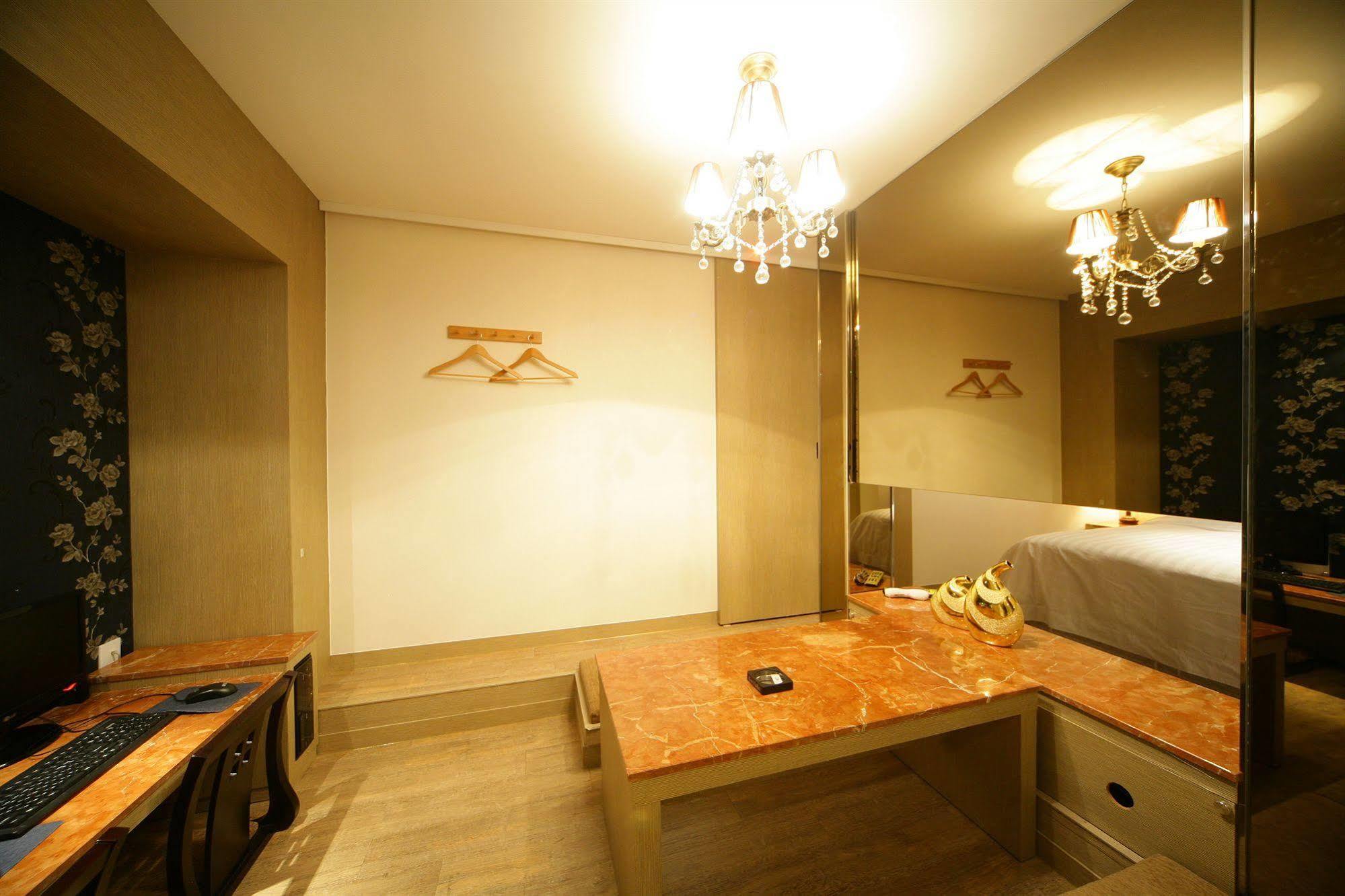 Lanuit Seoul