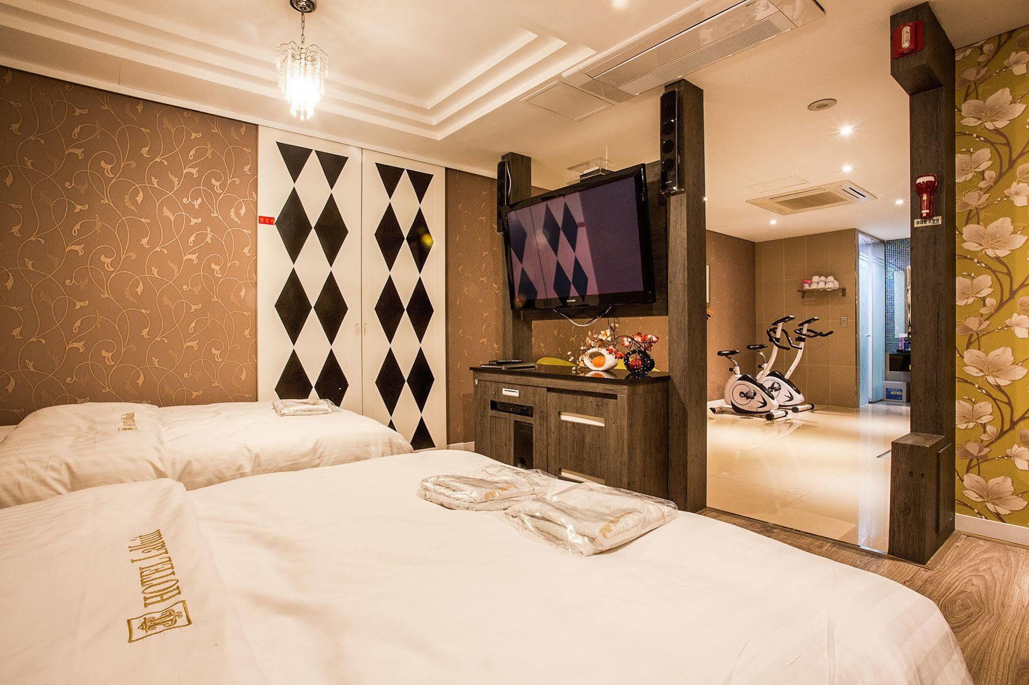 Hotel Lanuit 3*