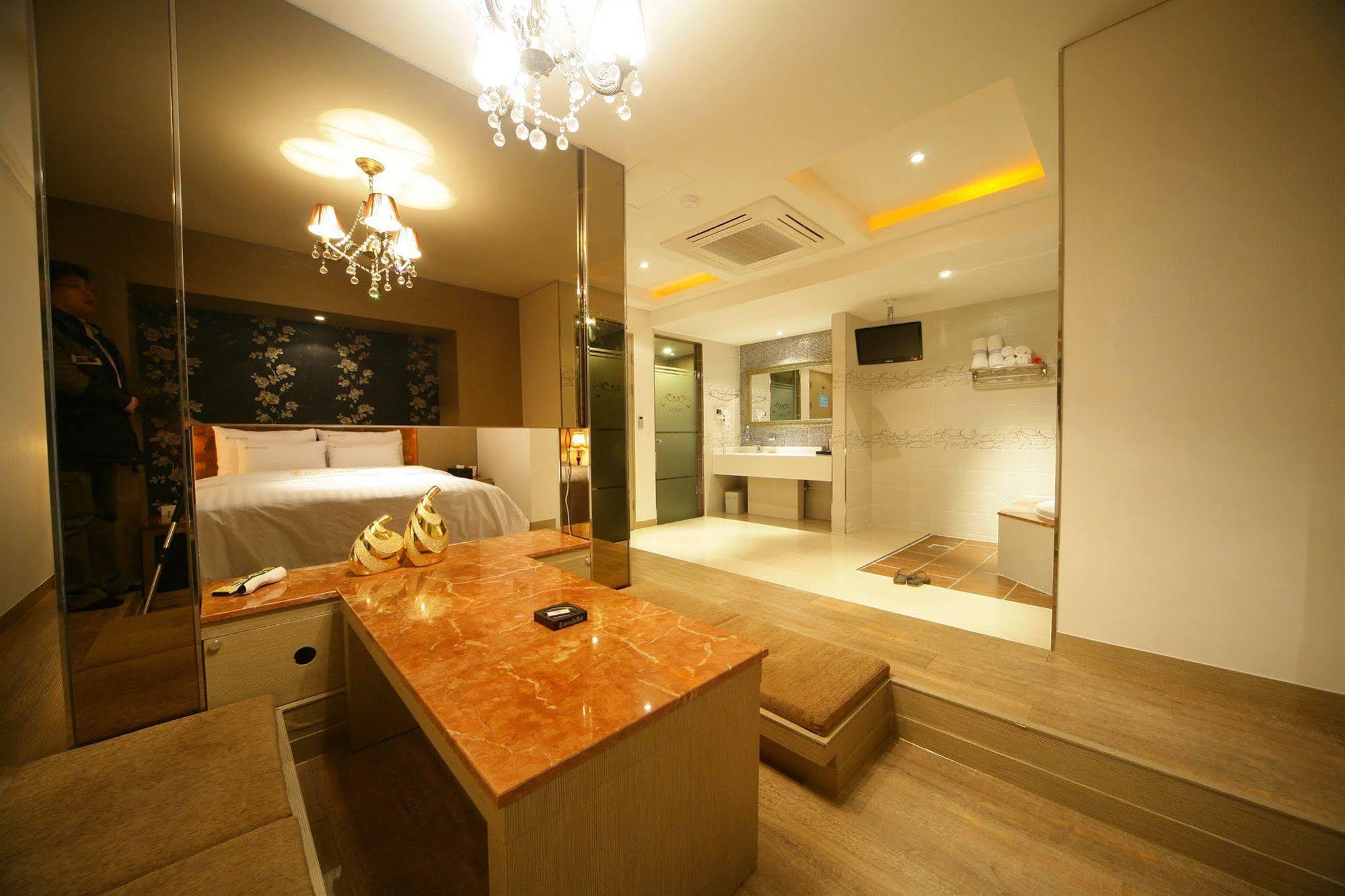 Hotel Lanuit Seoul