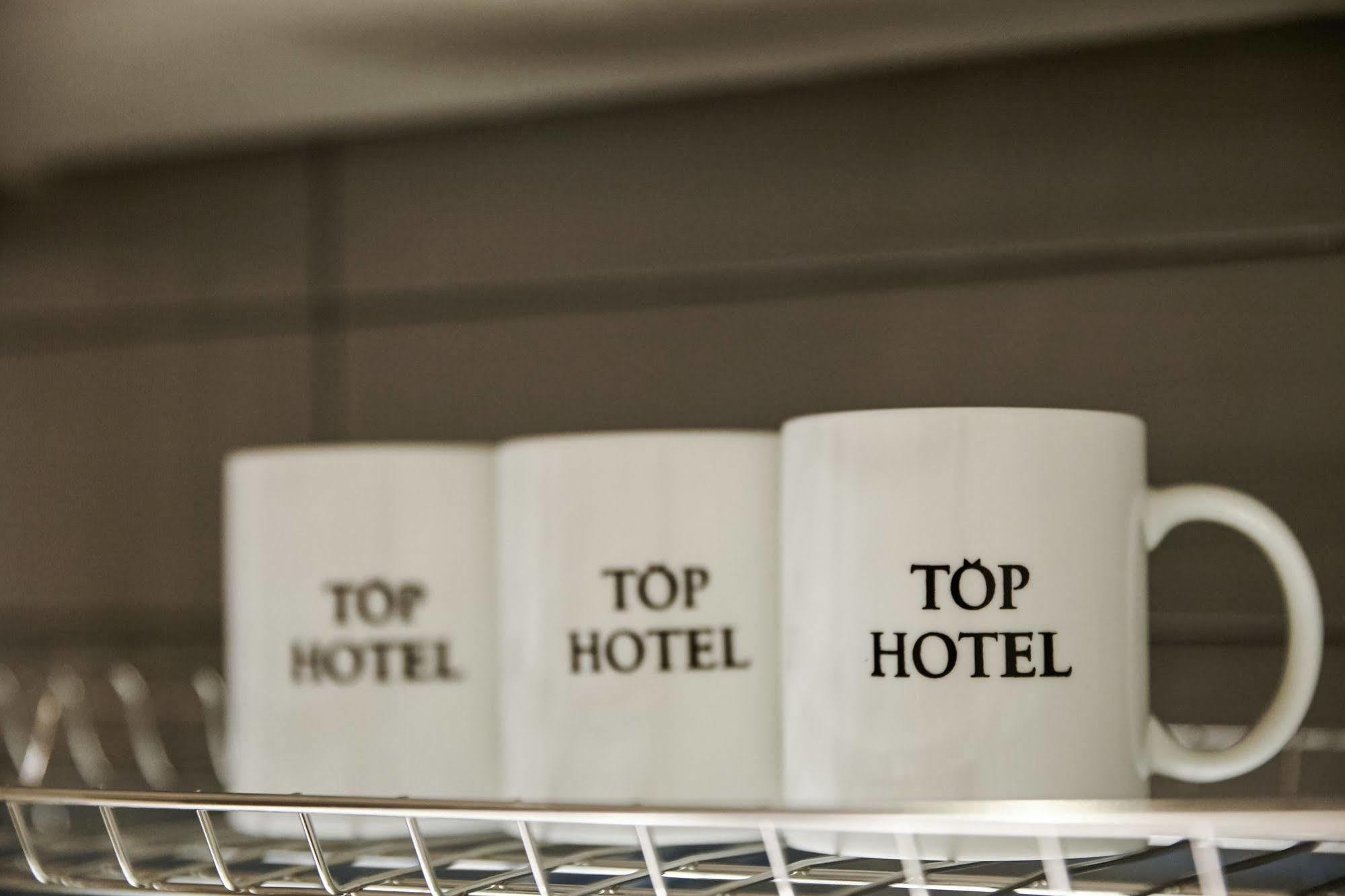 & Aparthotel