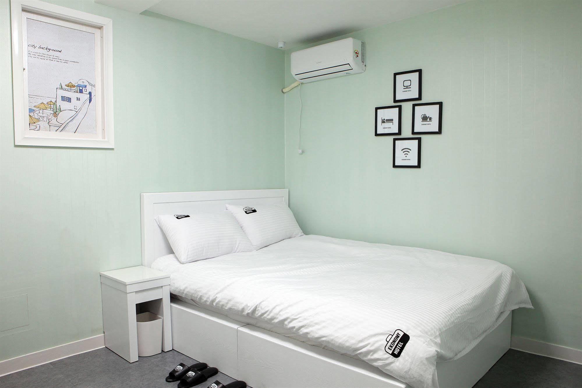 Hotel Ekonomy 2*