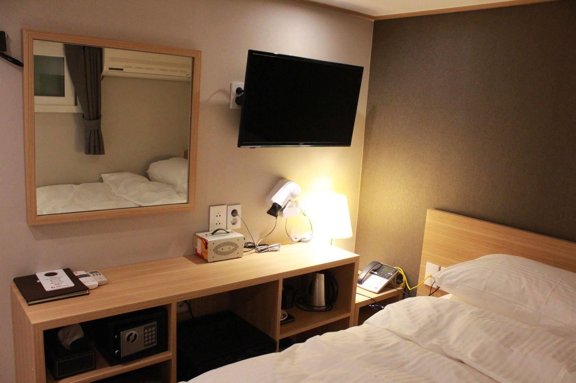 About Hotel 2*