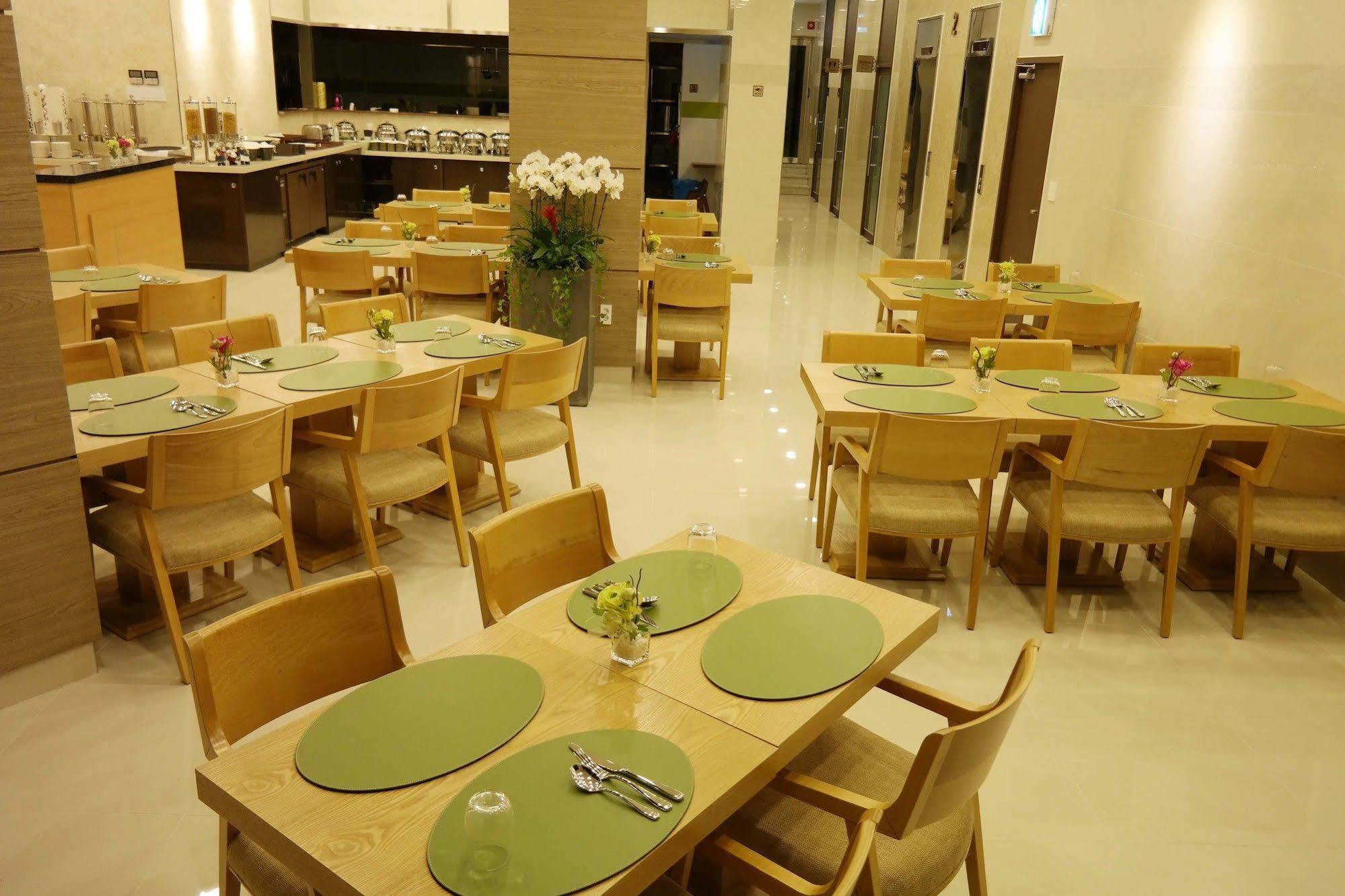 Cs Avenue Tourist Hotel Seoul