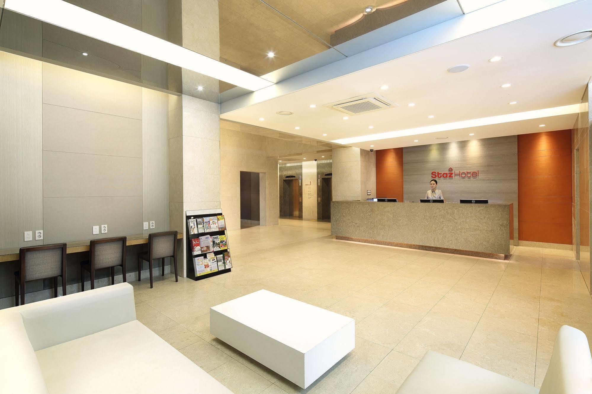Hotel Staz Myeongdong 1 3*