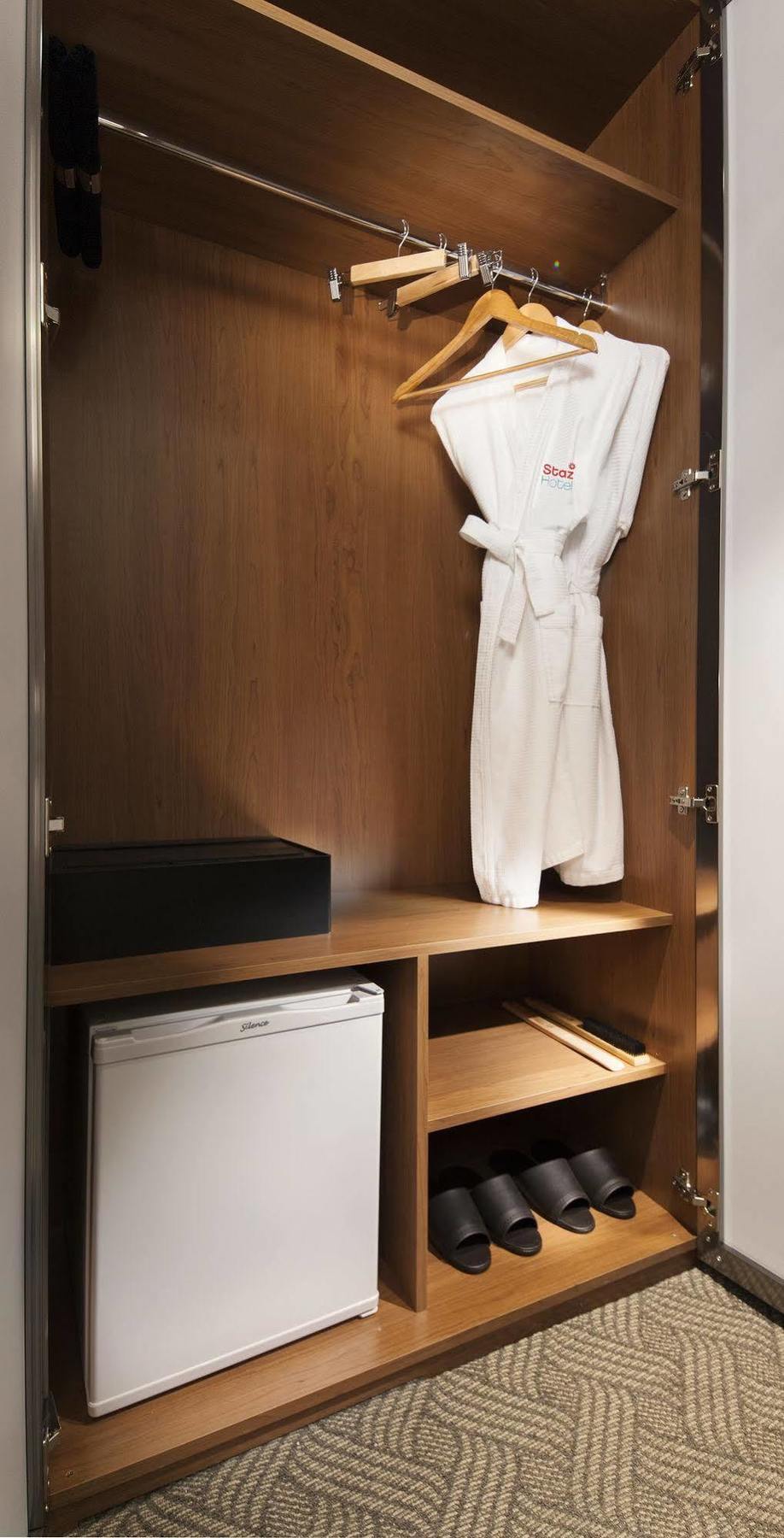Hotel Staz Myeongdong 1