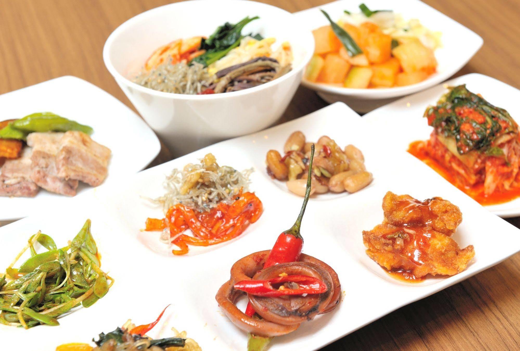 Hotel The Recenz Premium Gangnam Garosu-gil 3*