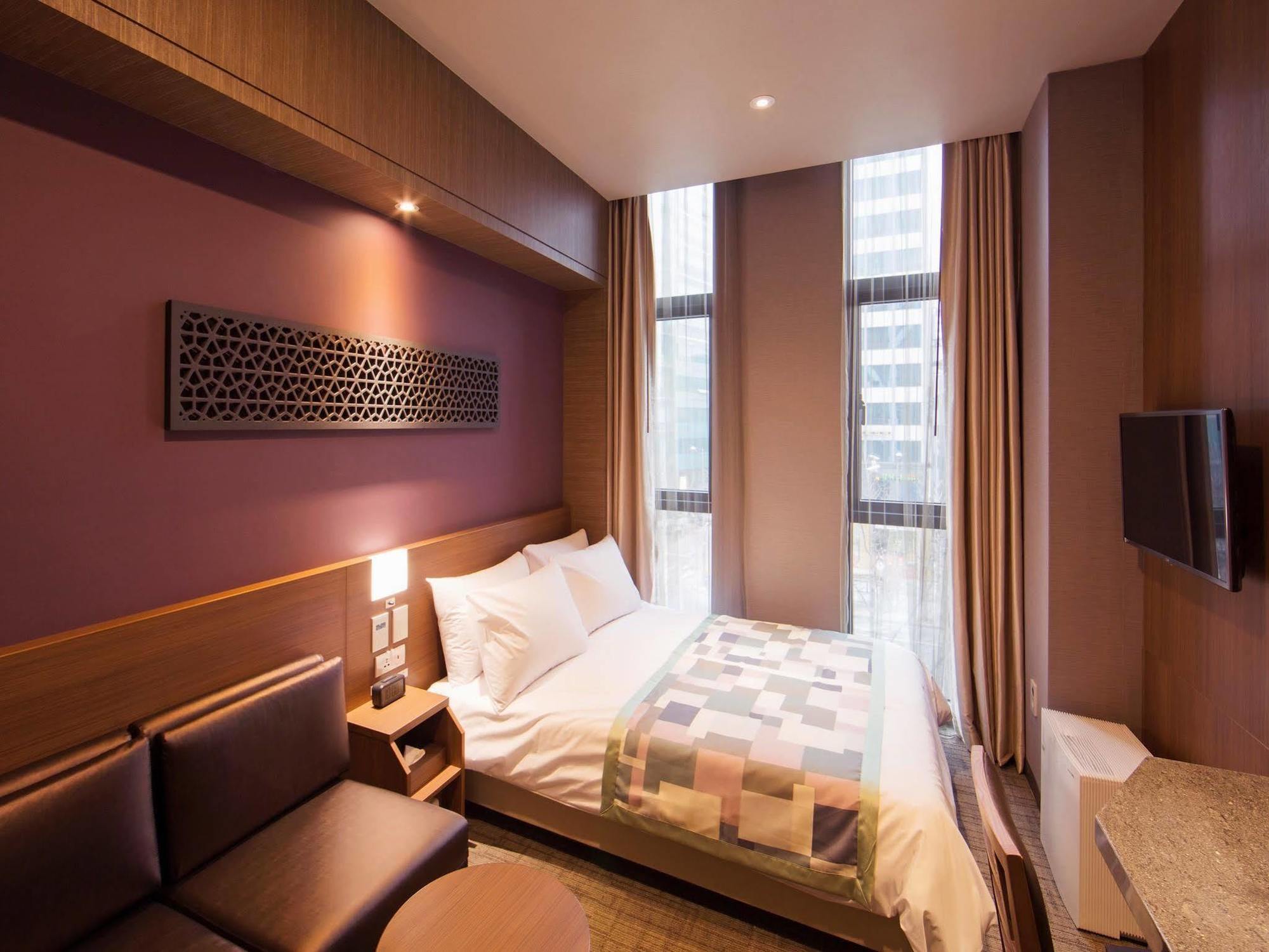 The Recenz Premium Gangnam Garosu-gil Hotel 3*