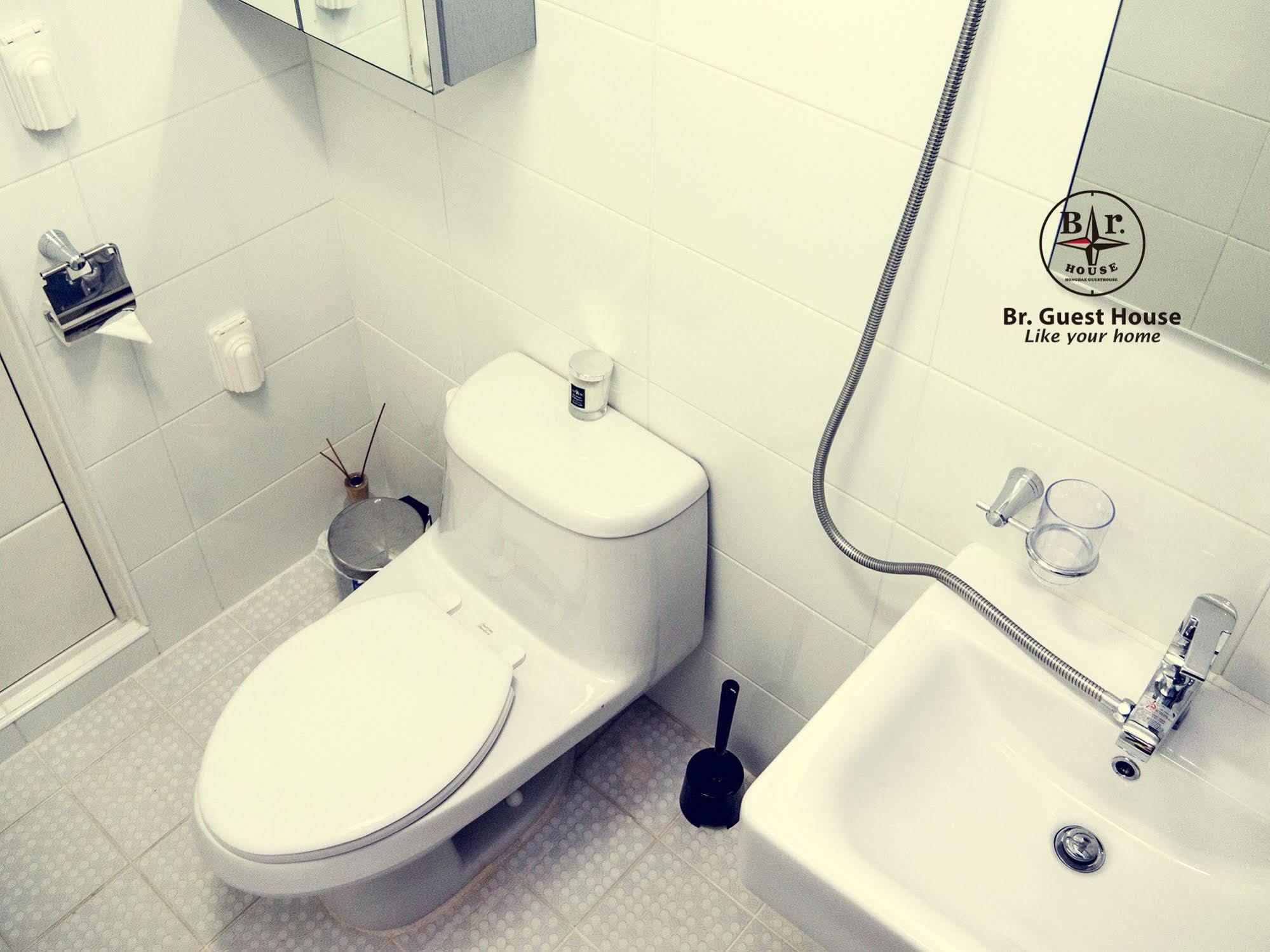 Guest house Br. Hongdae 2*