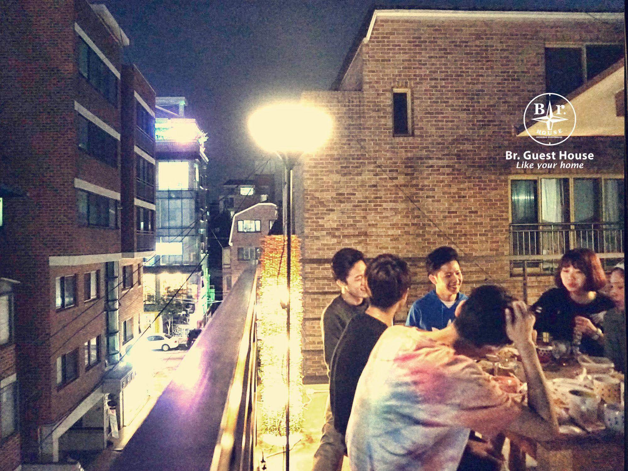 Br. Hongdae 2* Seoul