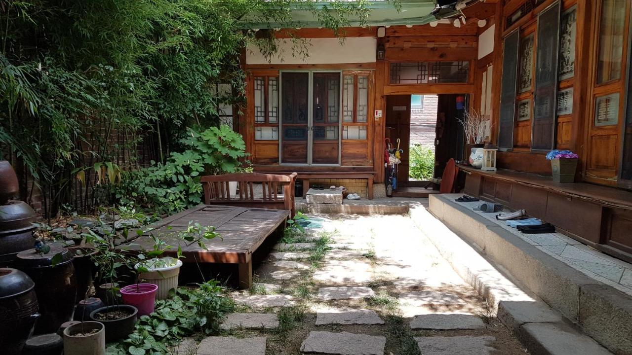 Gongsimga Hanok