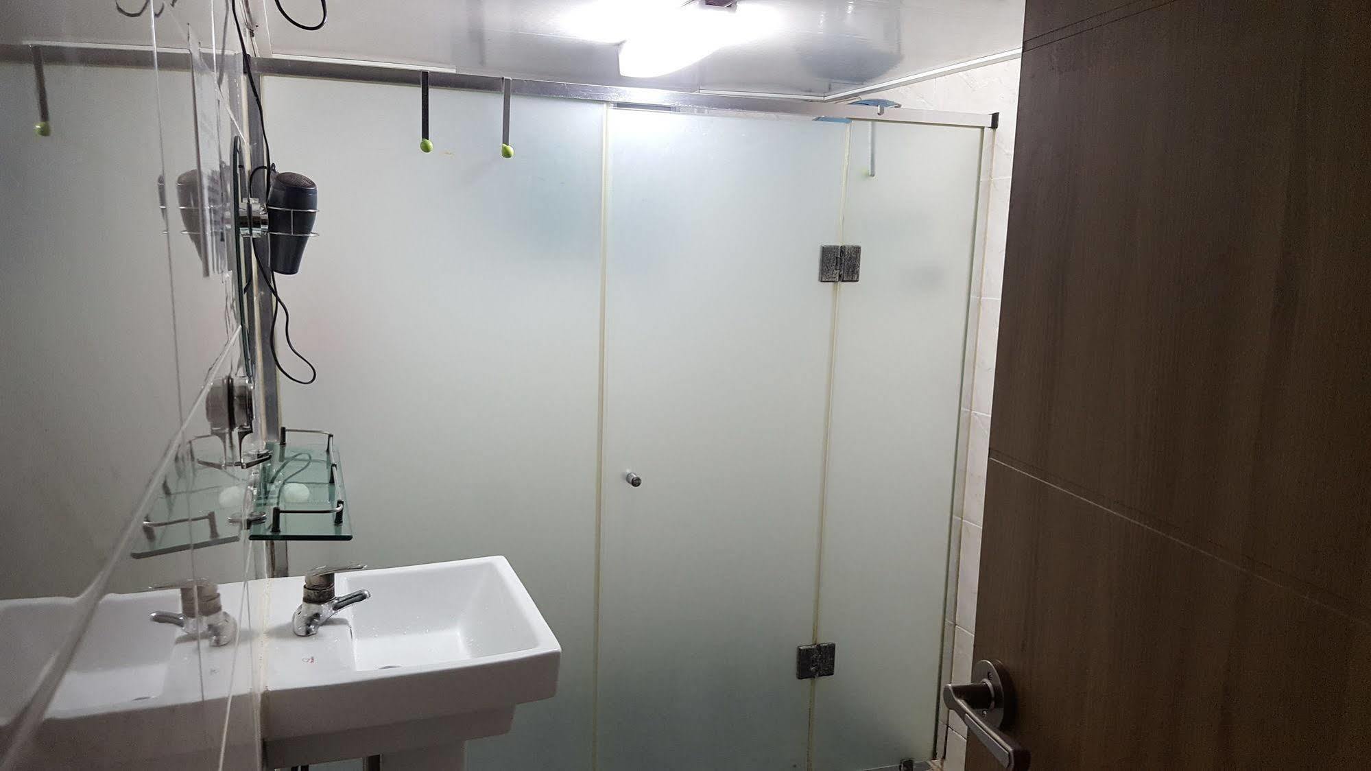 Hostel Birdsnest Hongdae Foreigner Only *