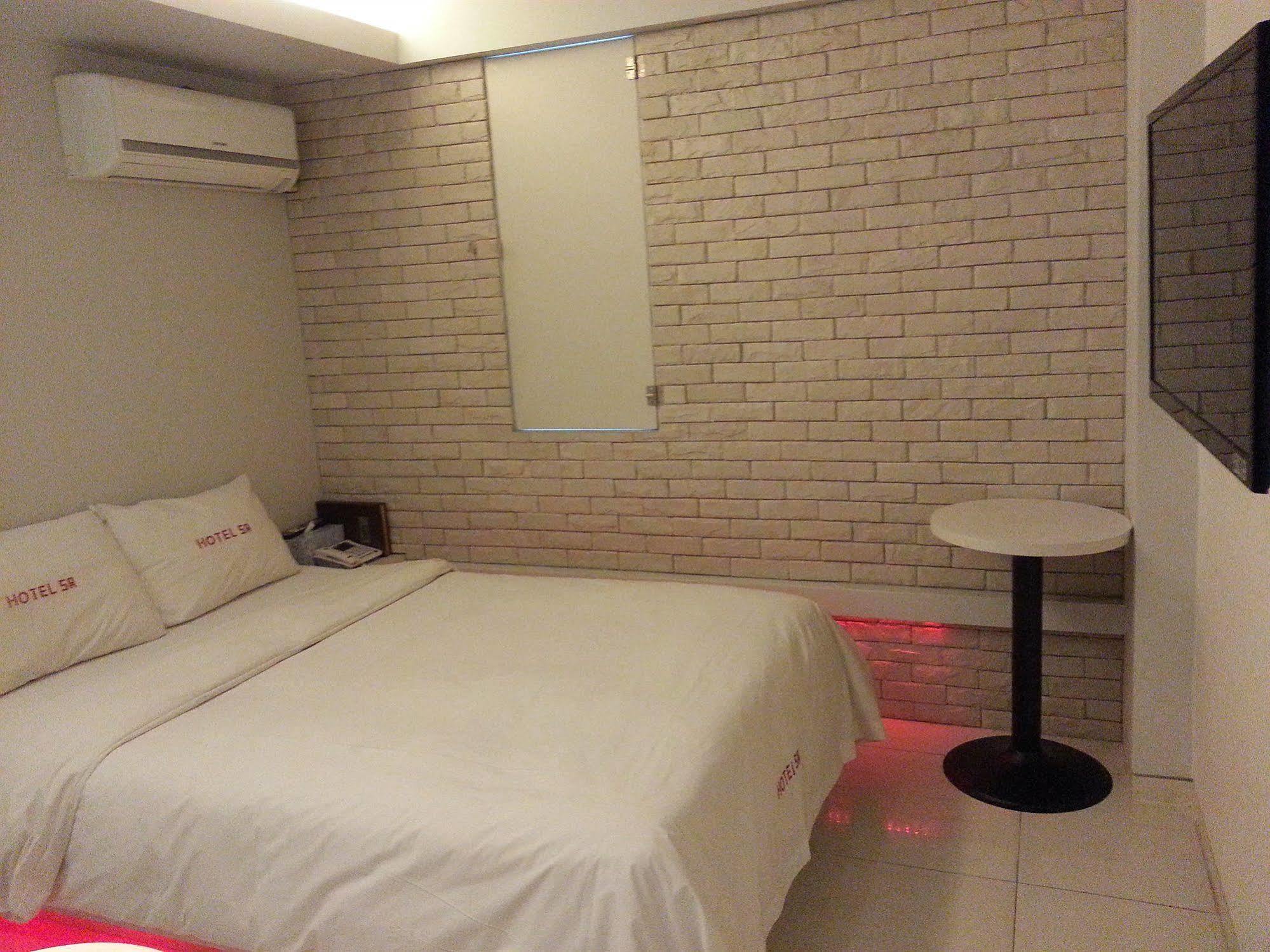 Dongdaemun 2*