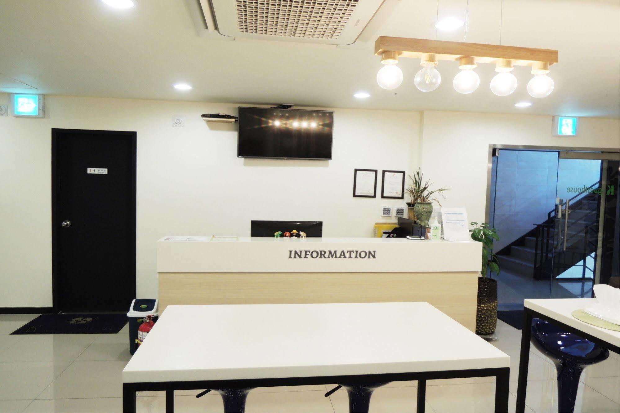 K-guesthouse Myeongdong 2 2*