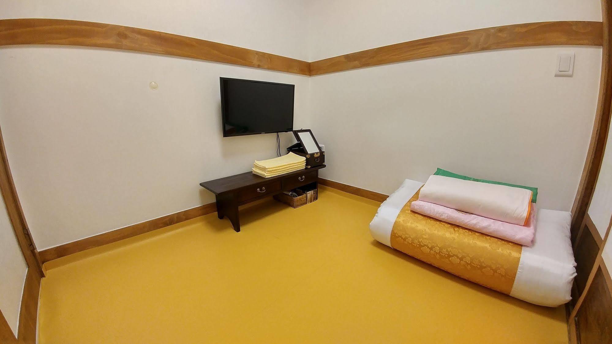 Sophia Hanok Guest house