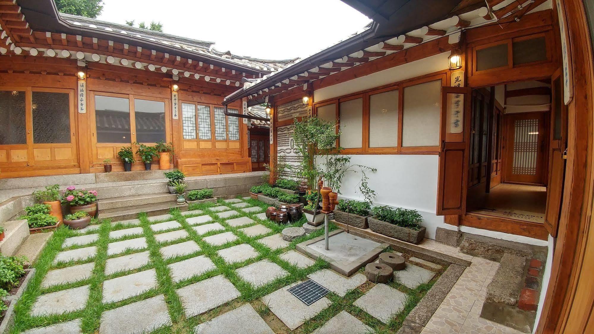 Sophia Hanok Guest house