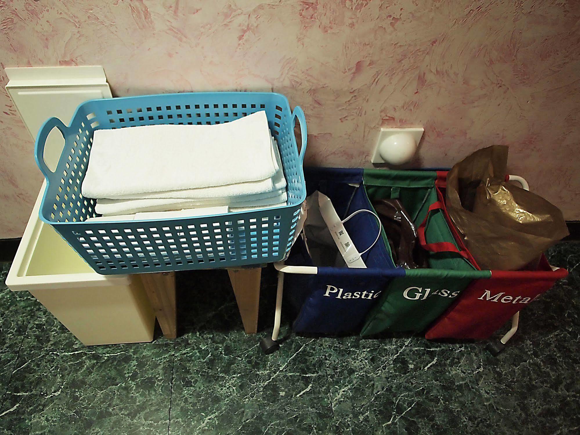 Guest house D.h Sinchon 2*