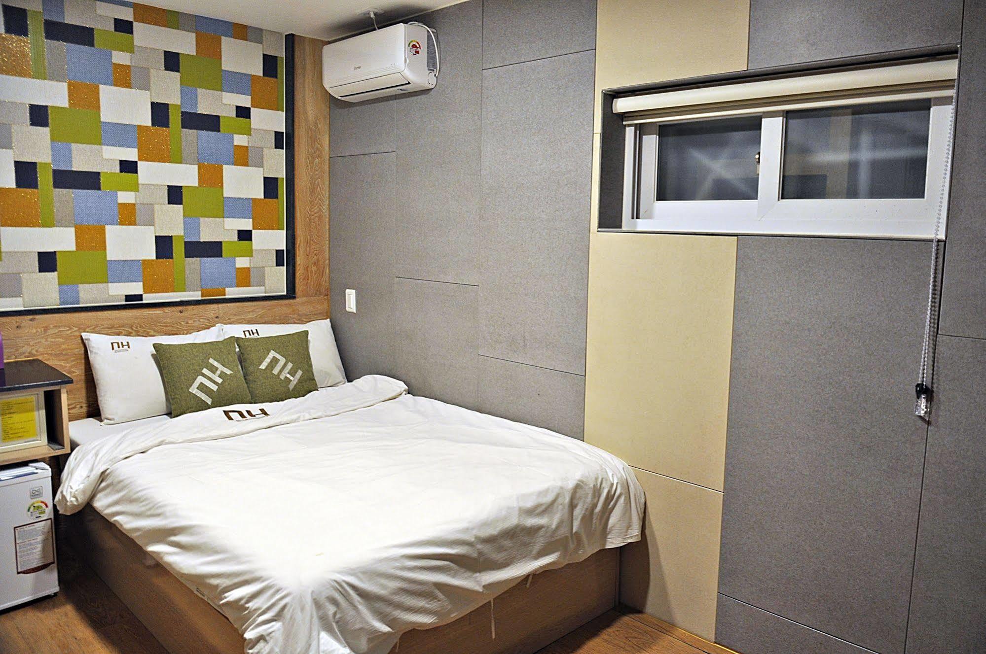 Guest house D.h Sinchon