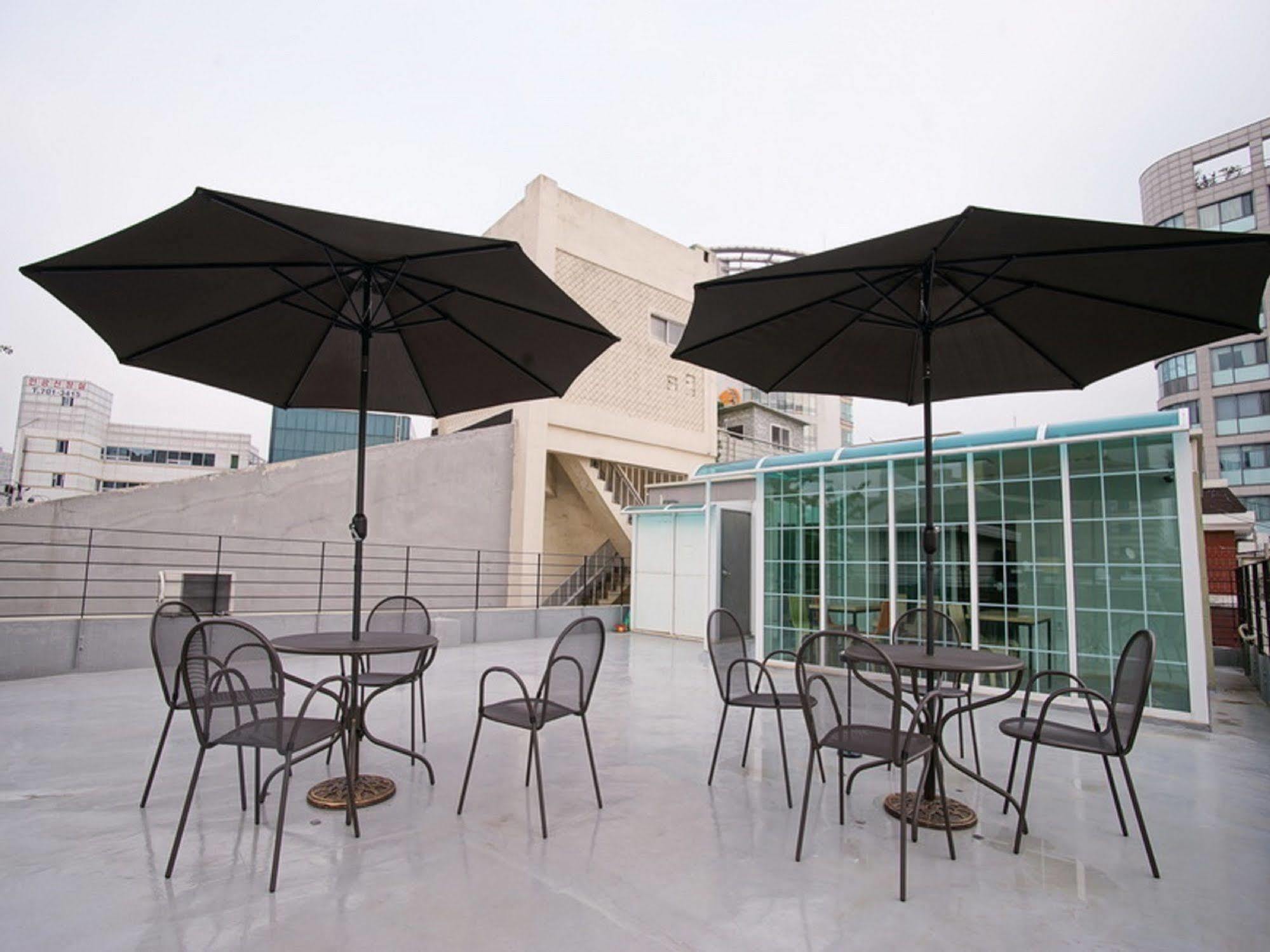 D.h Sinchon Guest house 2*