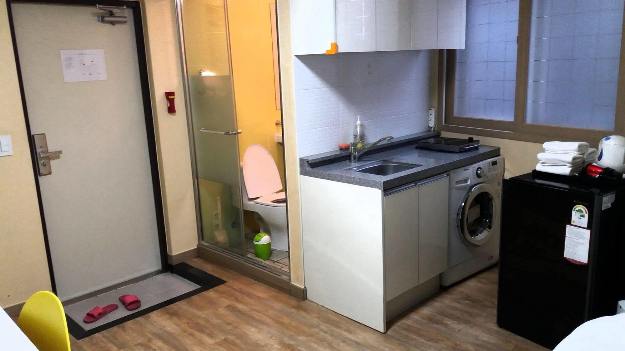 Hostel Cheonggye Haus *