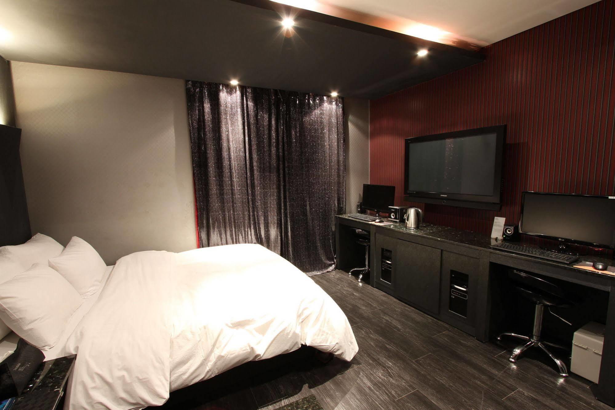 Motel Gangnam Chocolate Seoul