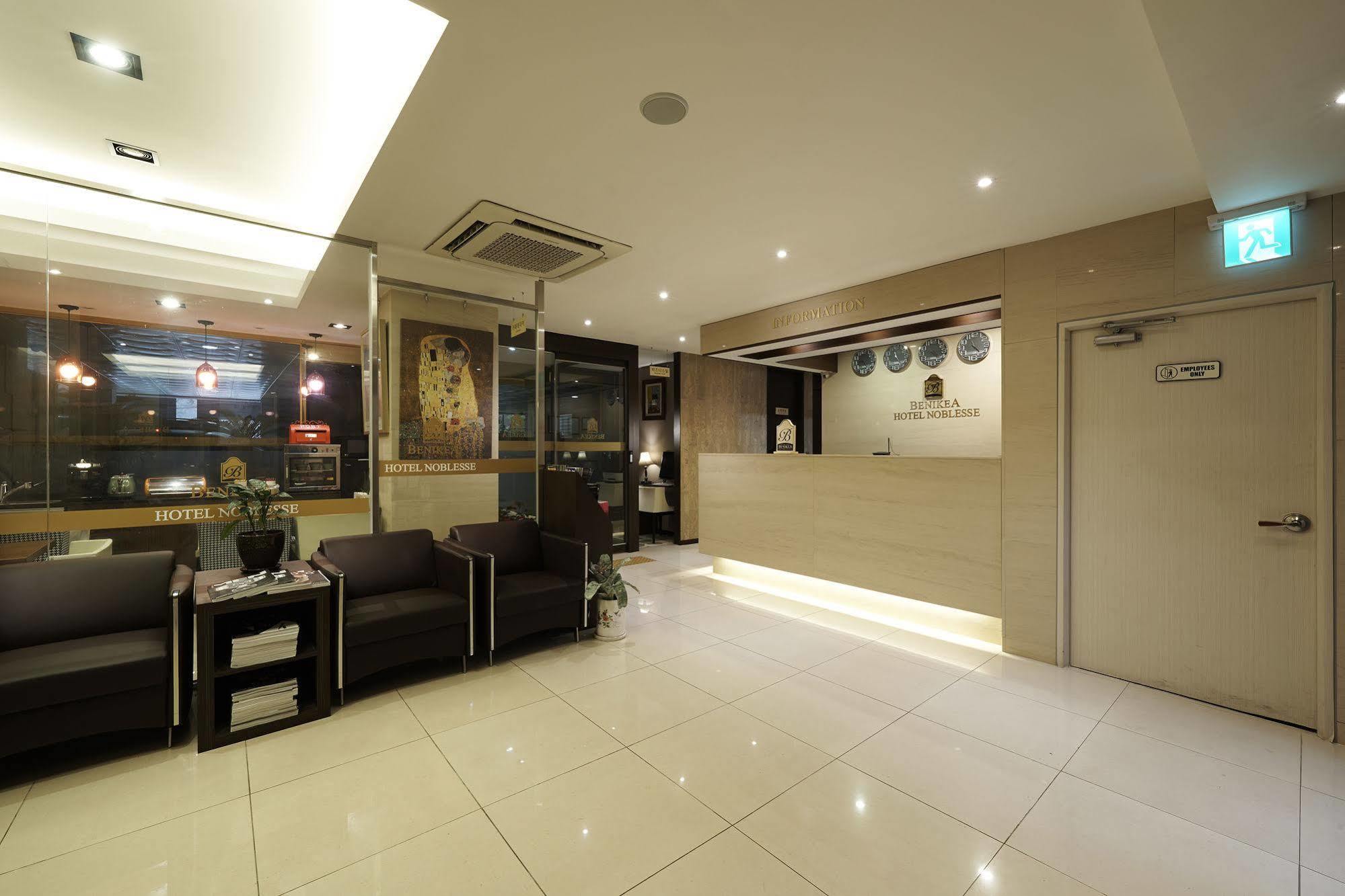 Noblesse, Yeoksam 2* Seoul