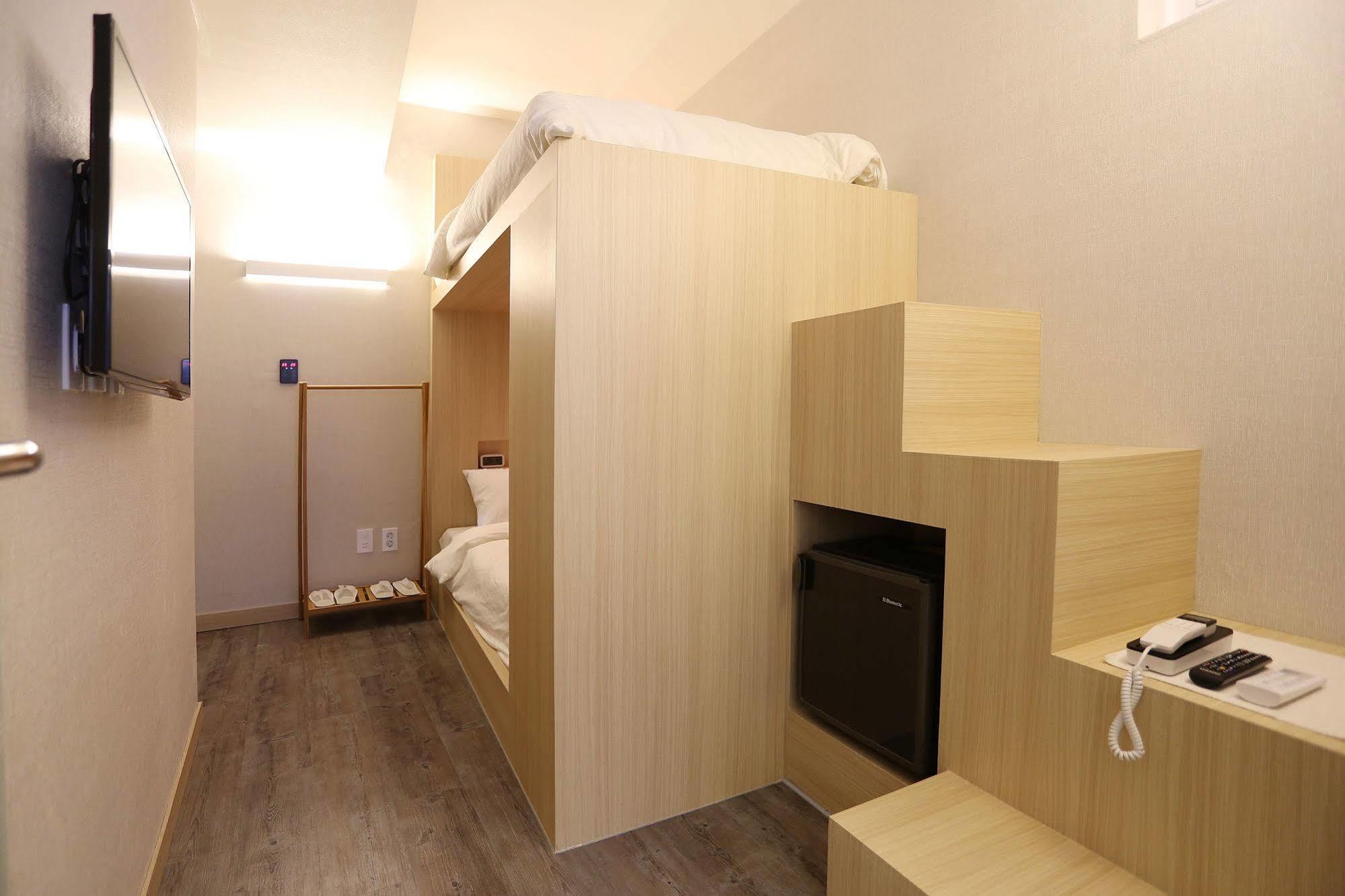 Hotel 8 3*