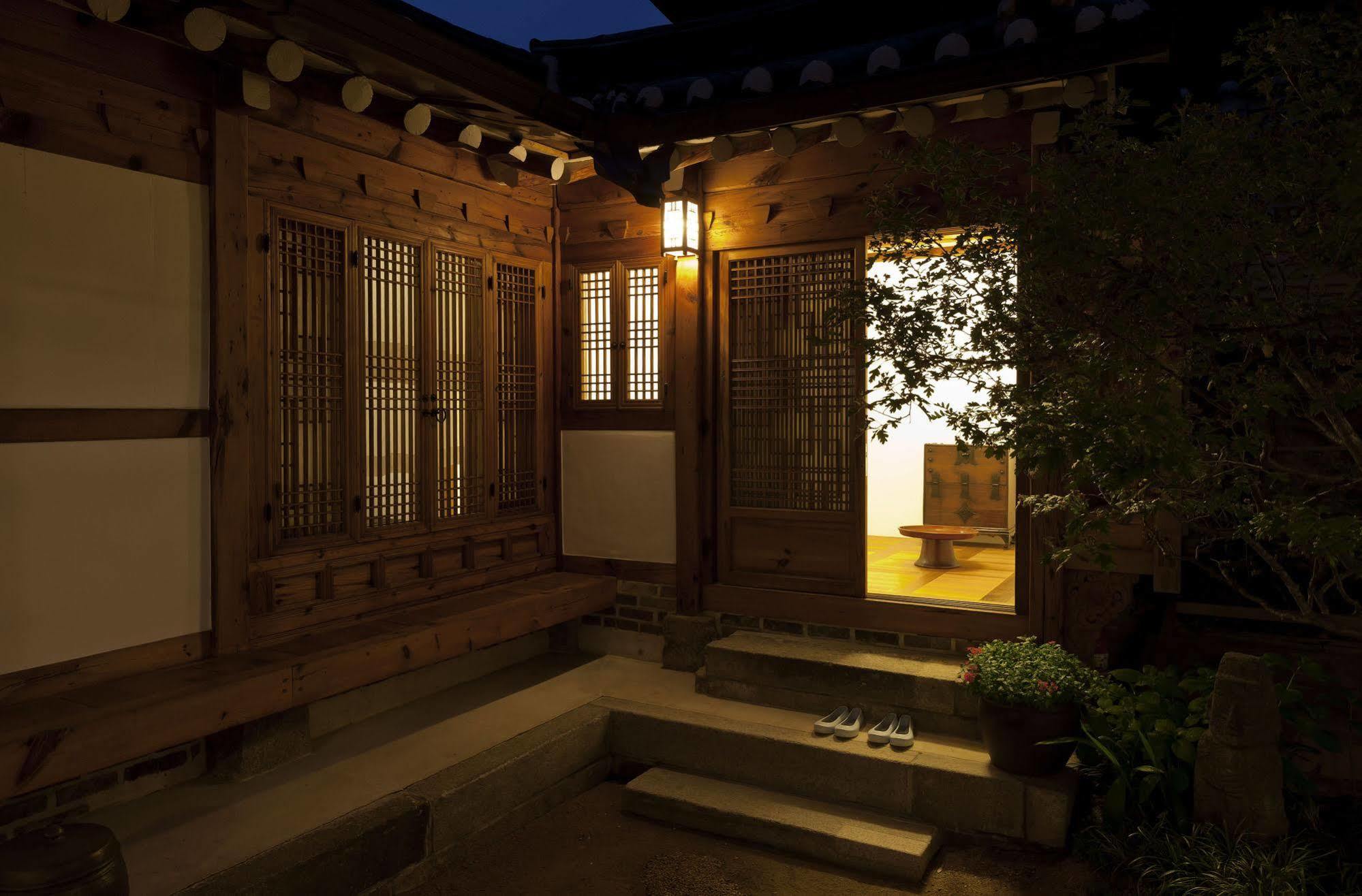 Hotel Chiwoonjung 2*