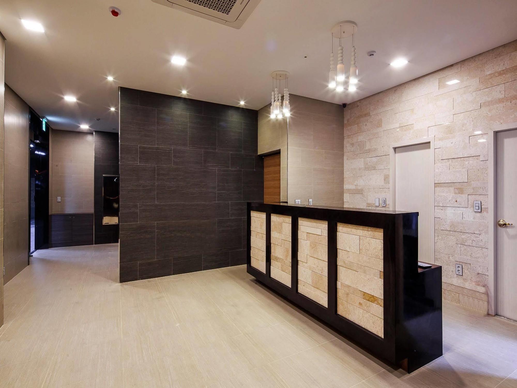 Harmony Hotel 2*
