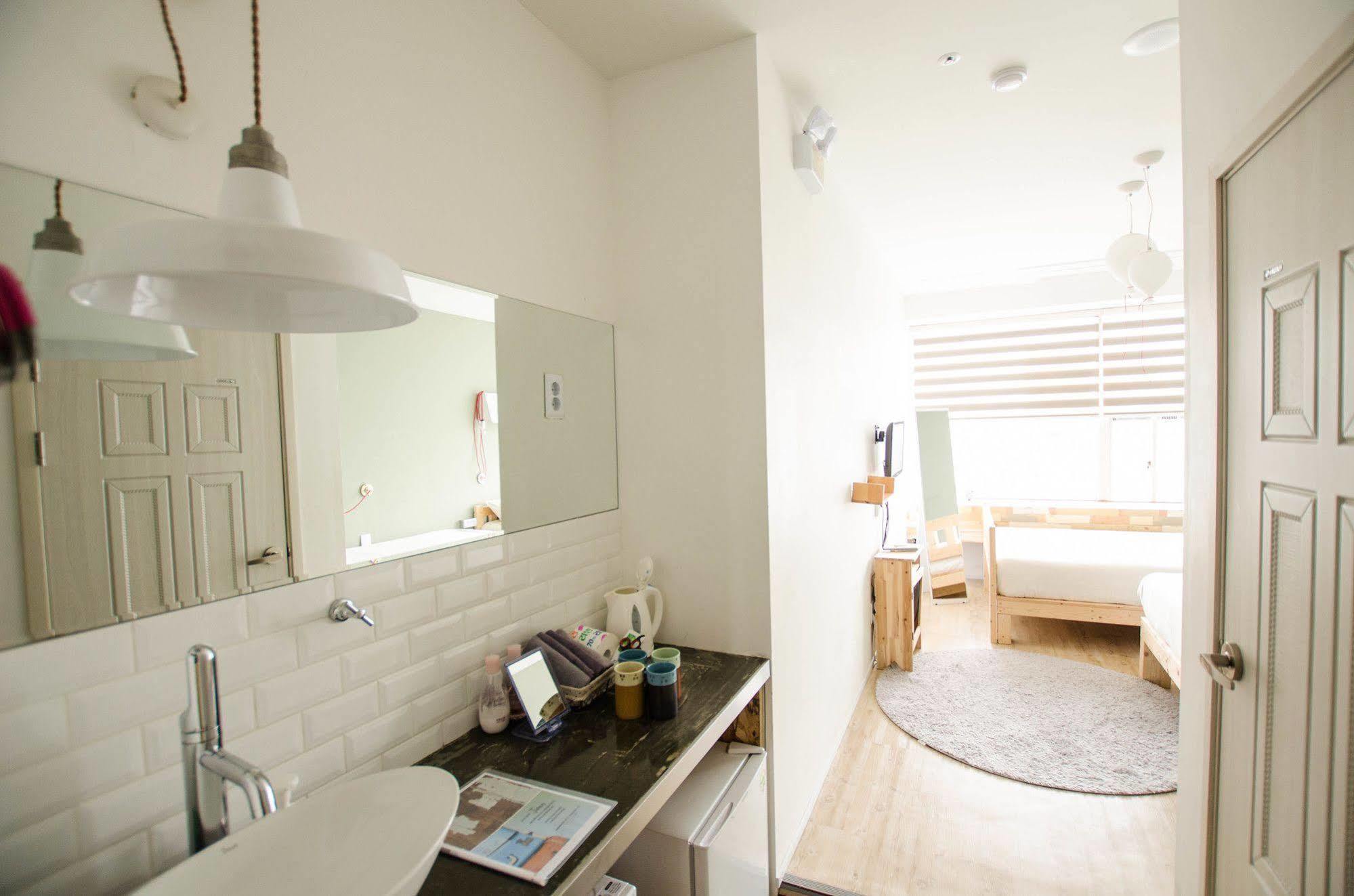 Mmmio House 2*
