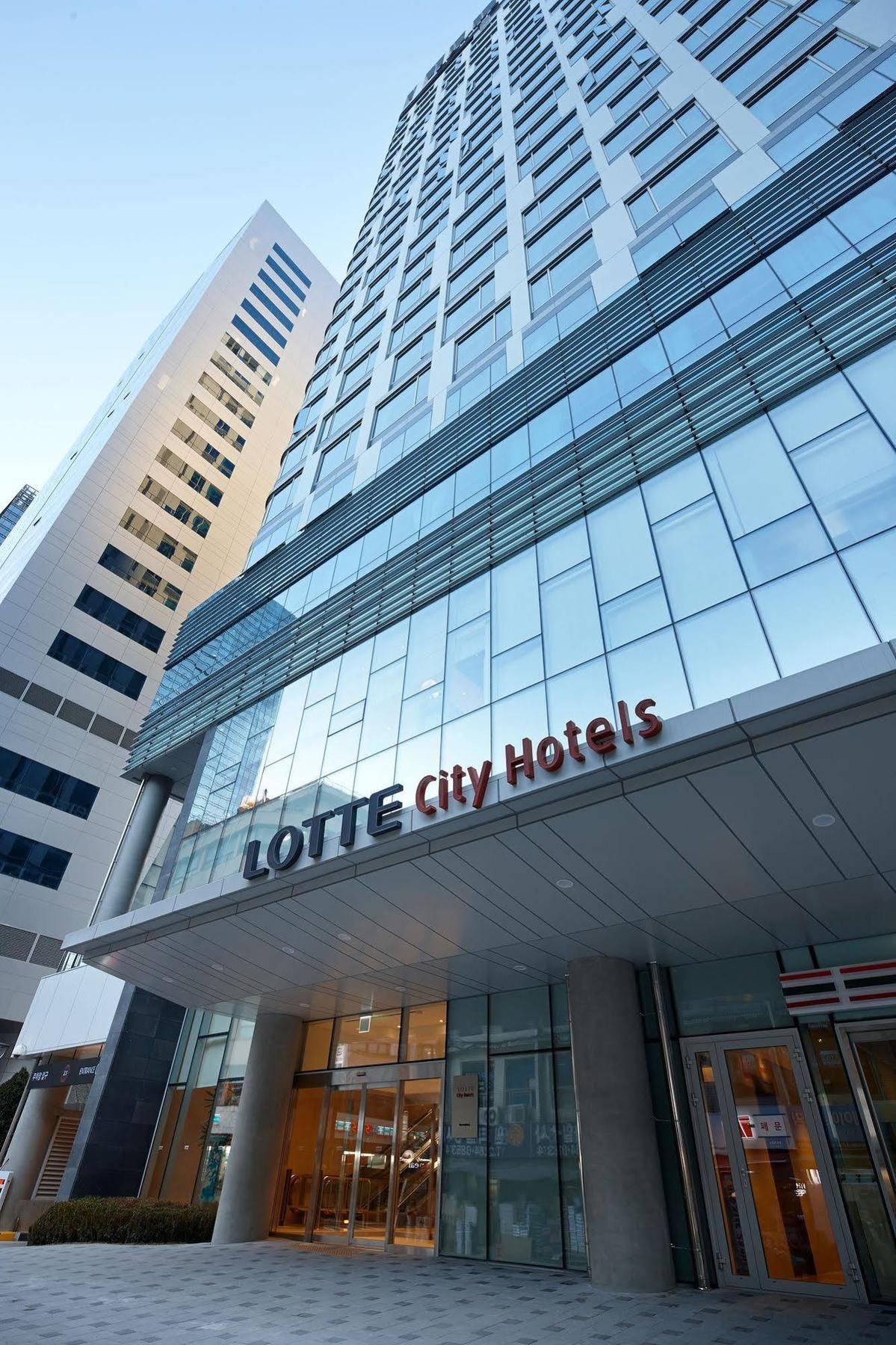 Lotte Myeongdong Hotel Seoul
