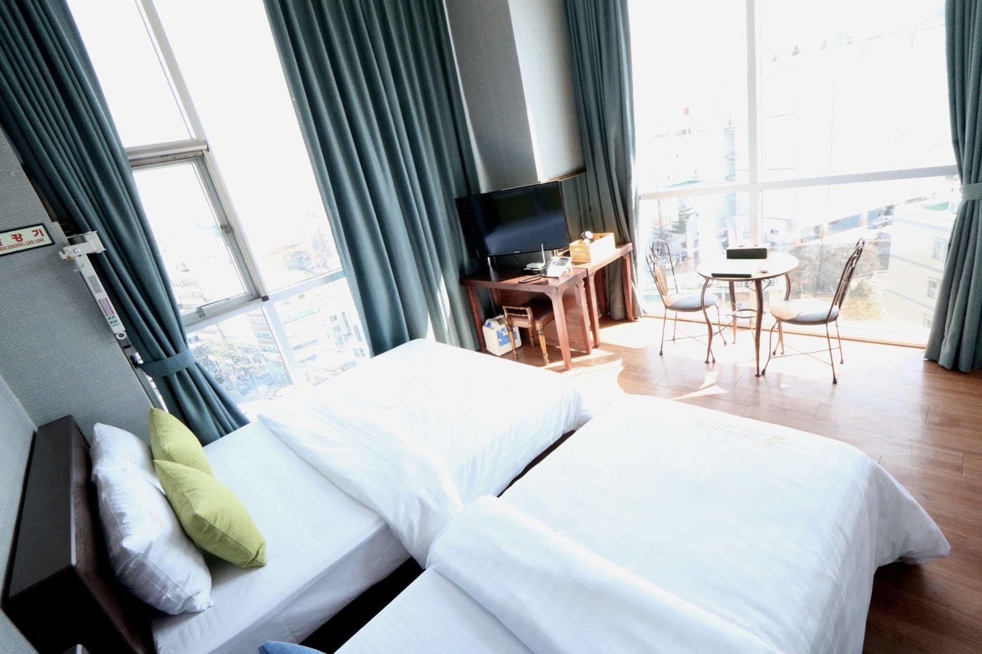 Myeongdong Merlin Hotel 3*