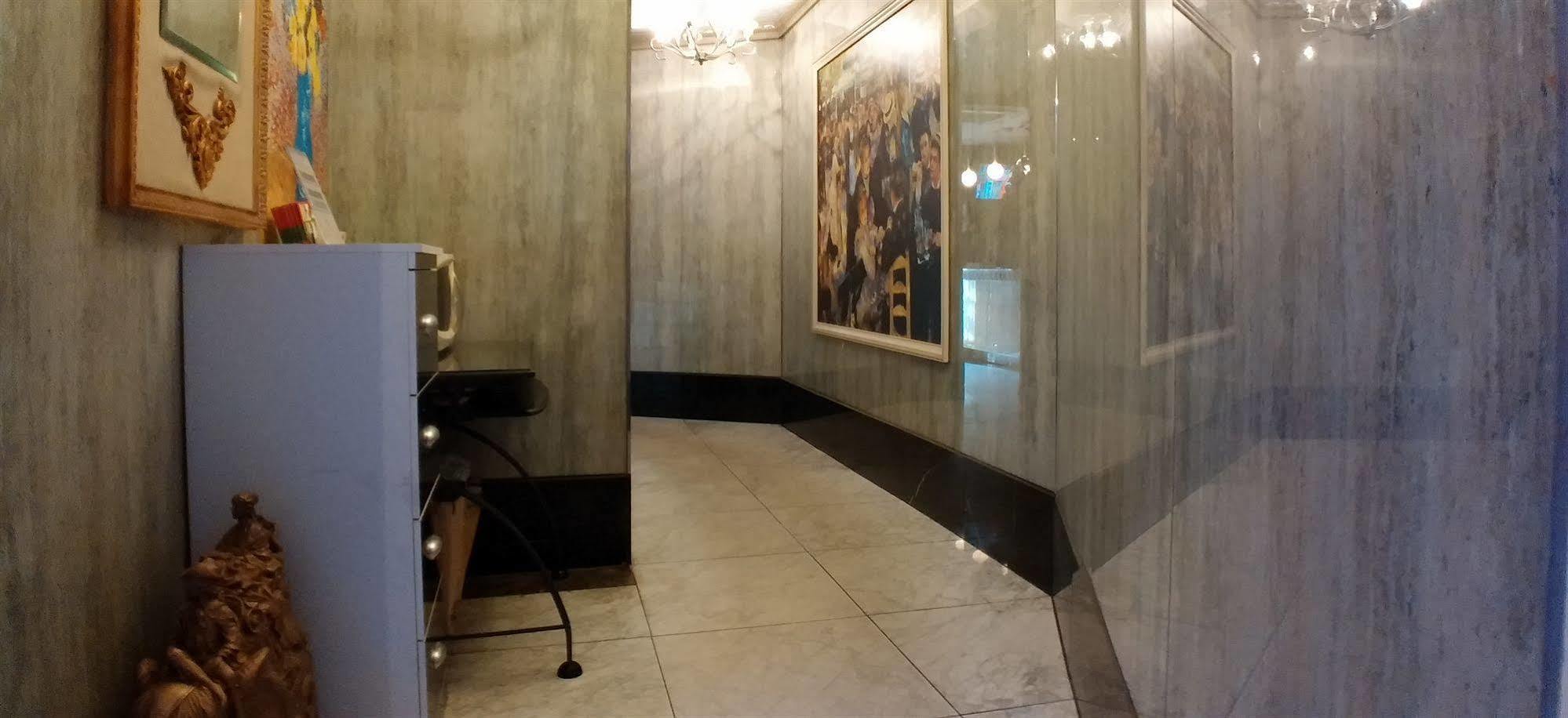 Hotel Benhur 2*