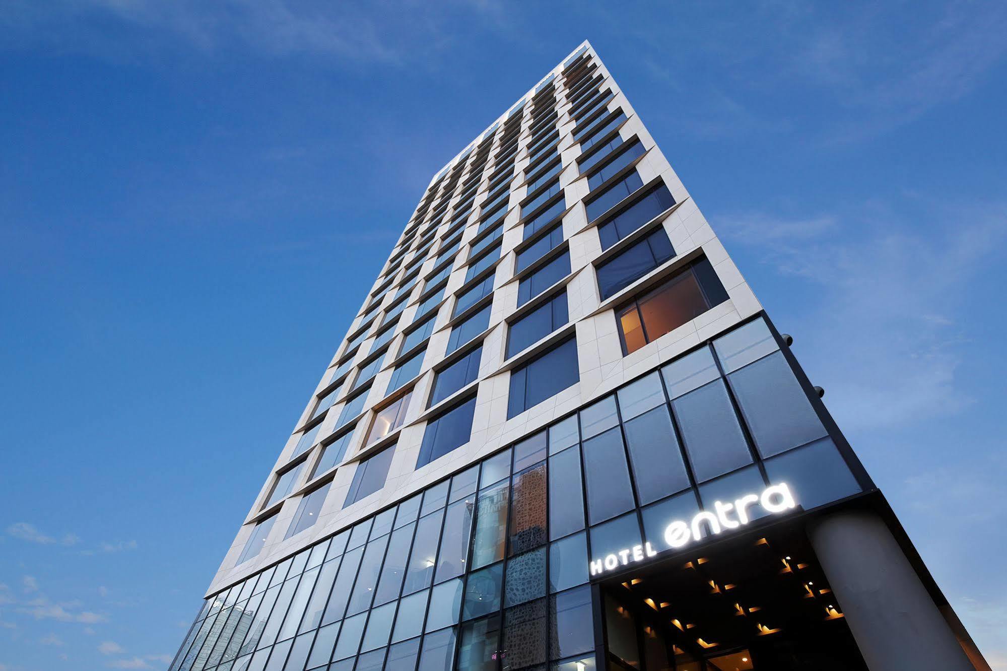 Hotel Entra Gangnam 3*