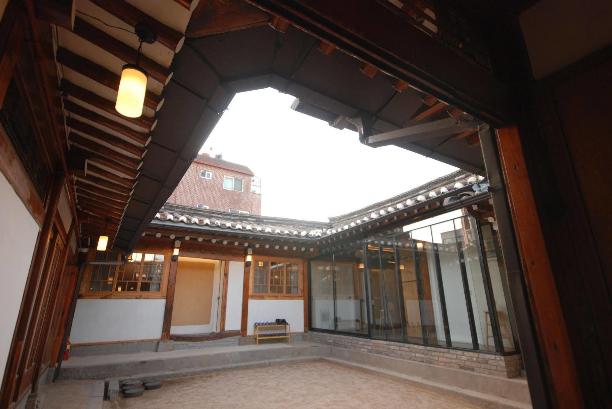 Beyond Stay 2* Seoul