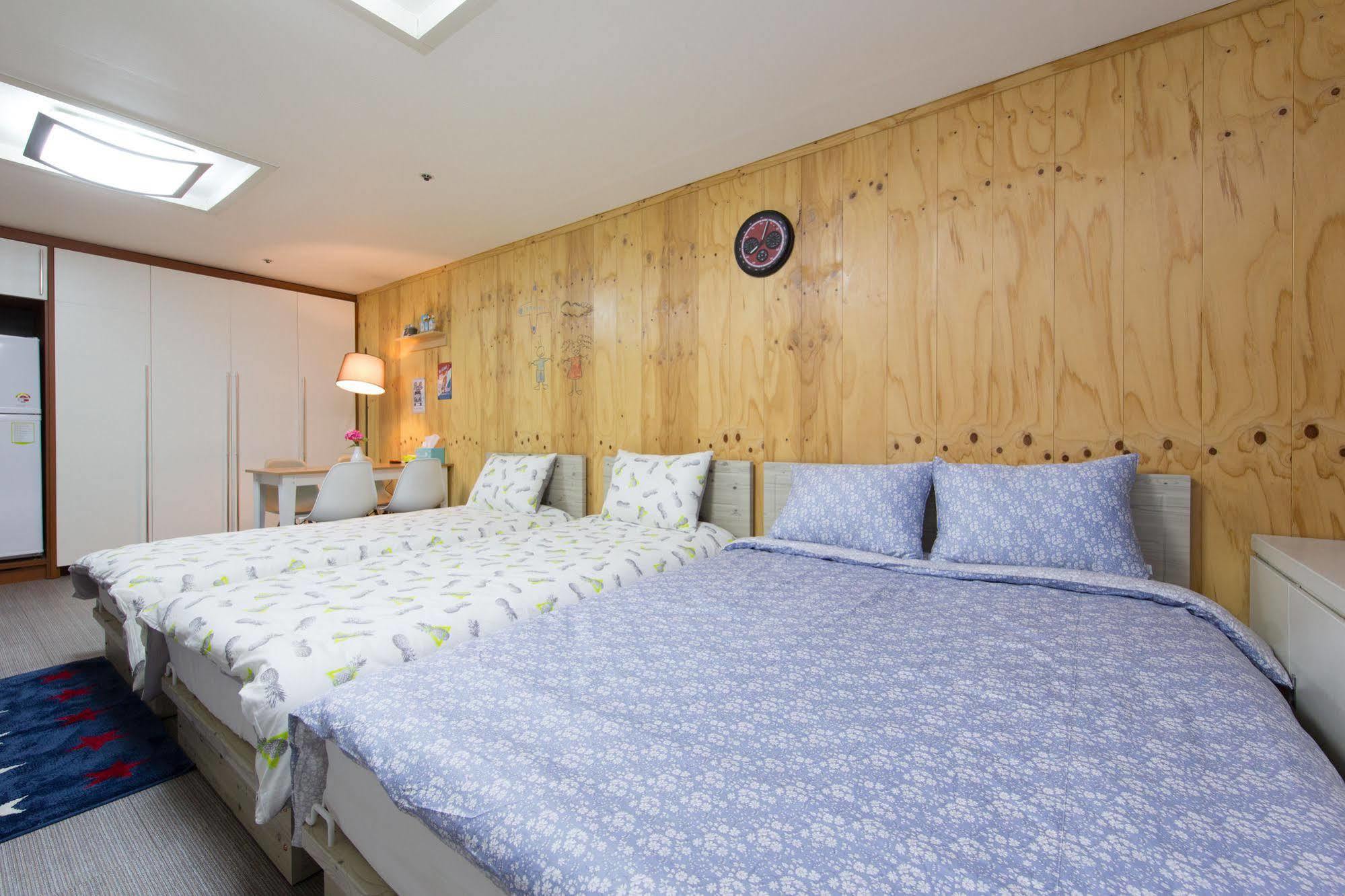 Samstay Hotel 2*