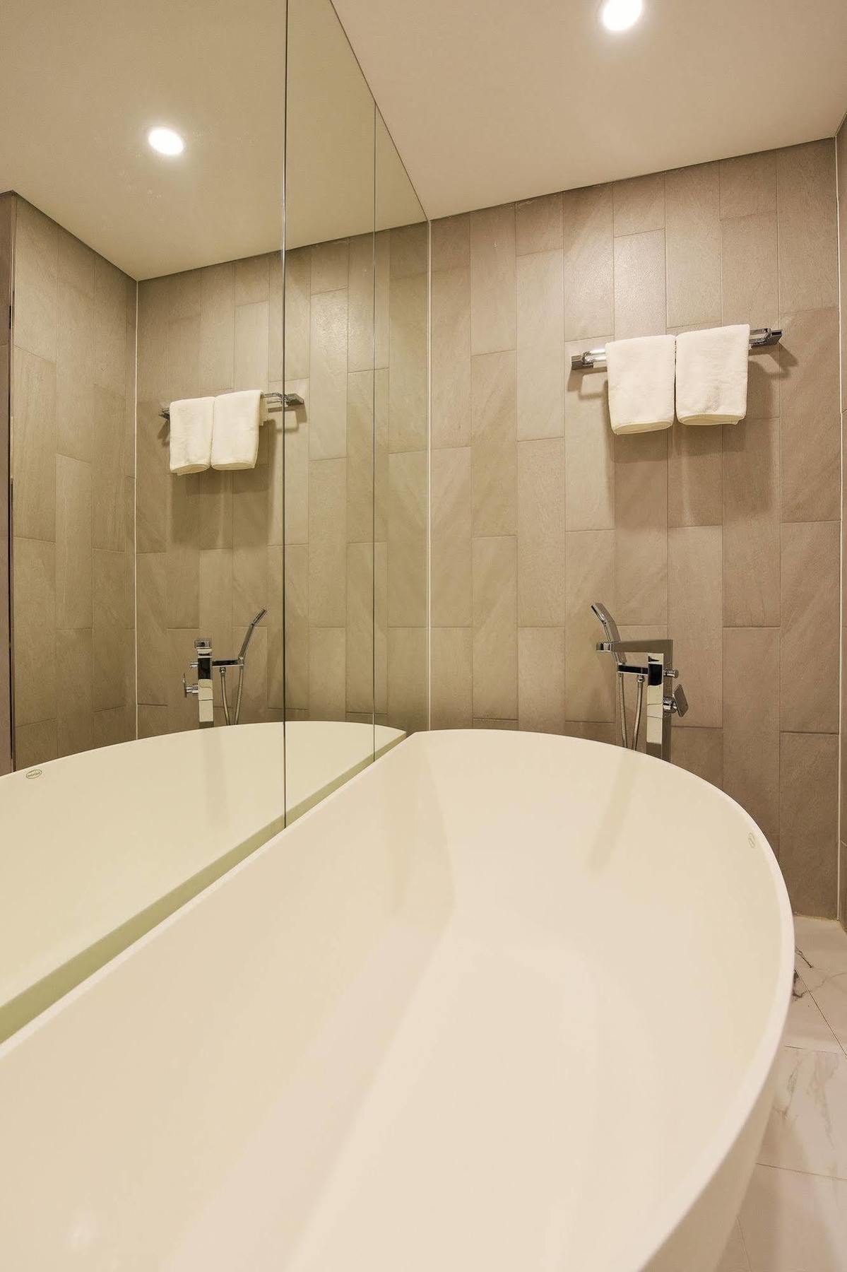 Infini Hotel