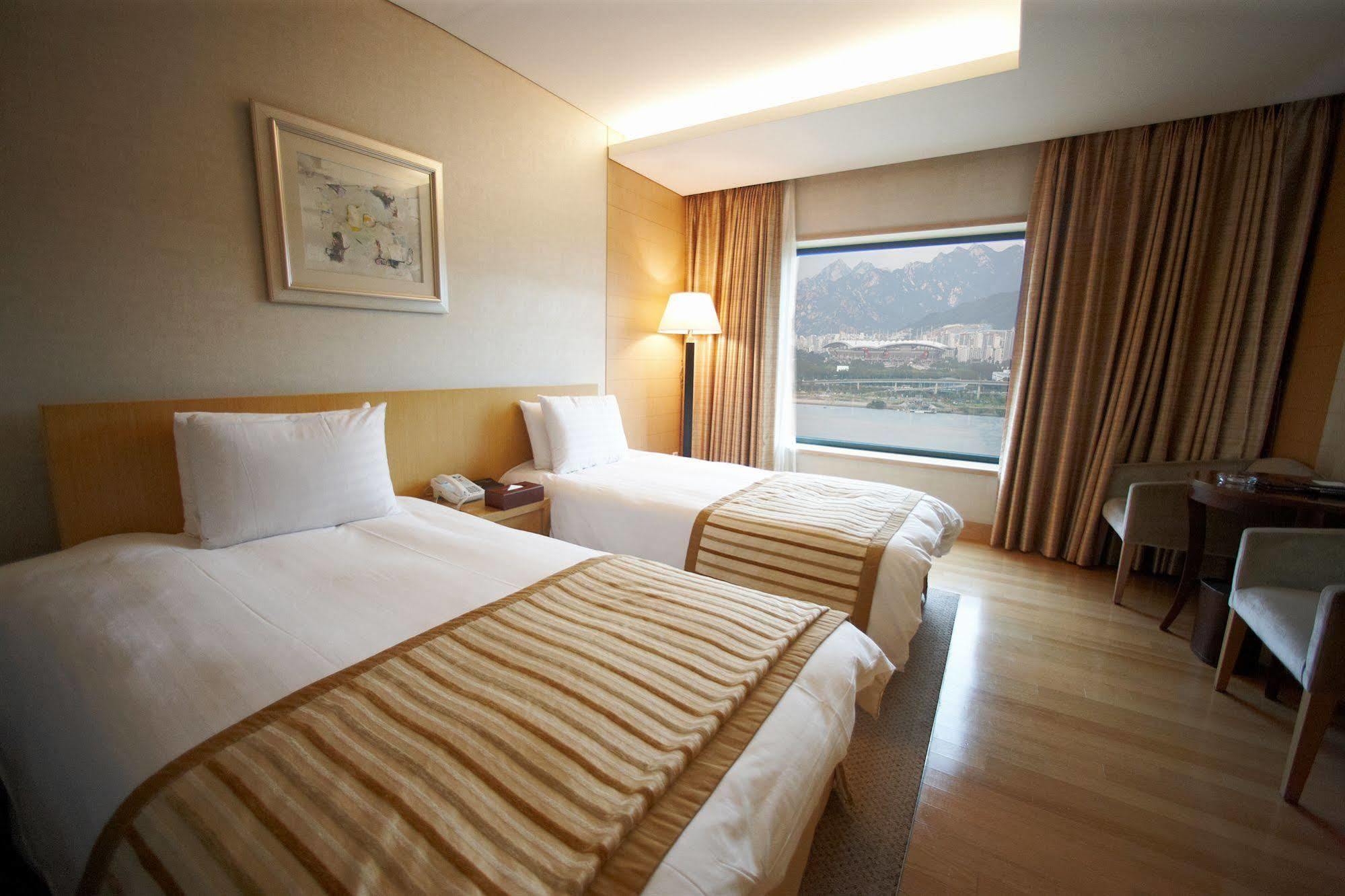 Hotel Niagara 3*