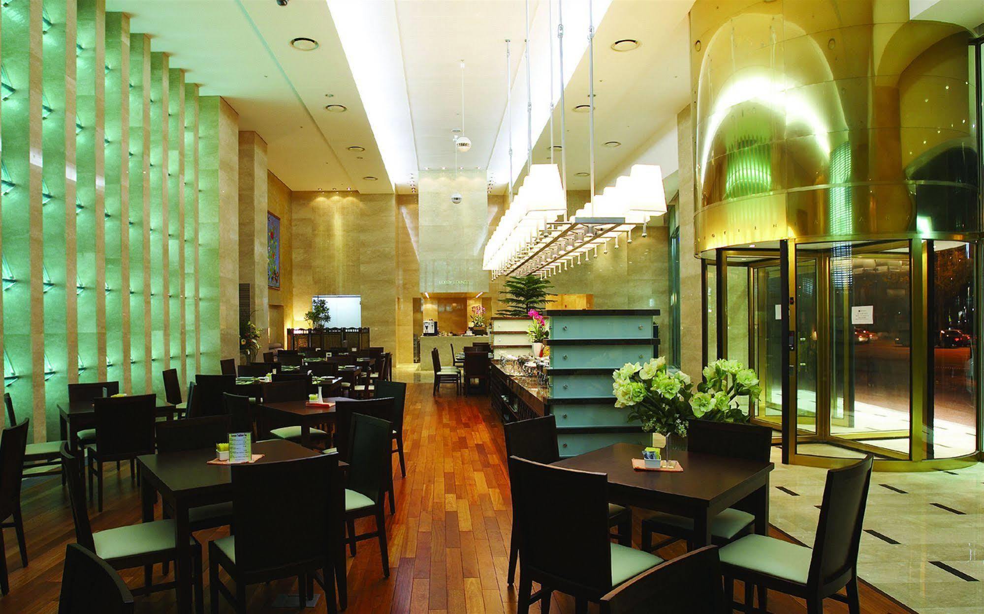 Niagara Hotel 3*