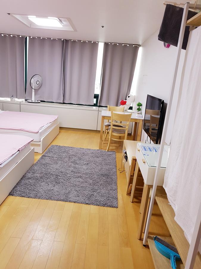 Casa de hóspedes Hongdae Kim's House