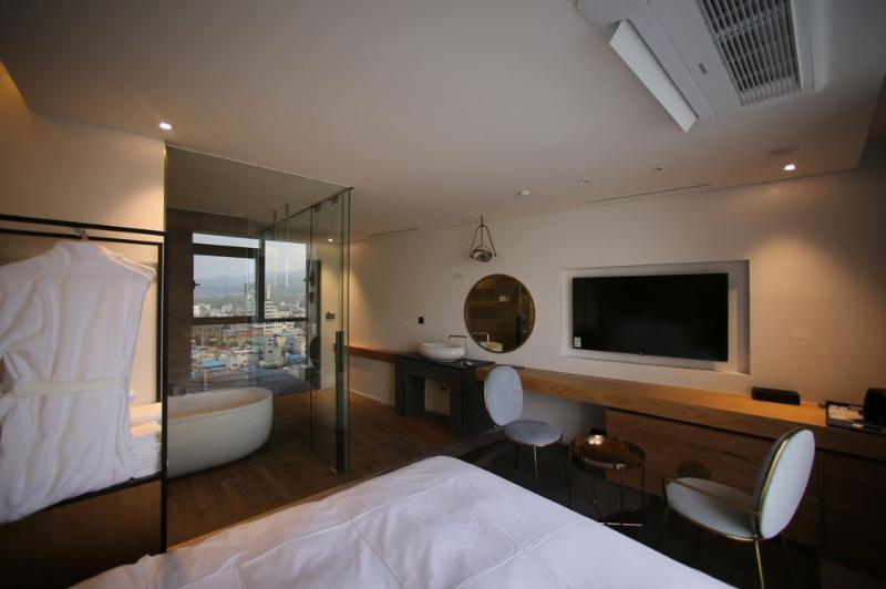 Stayrak Seoul