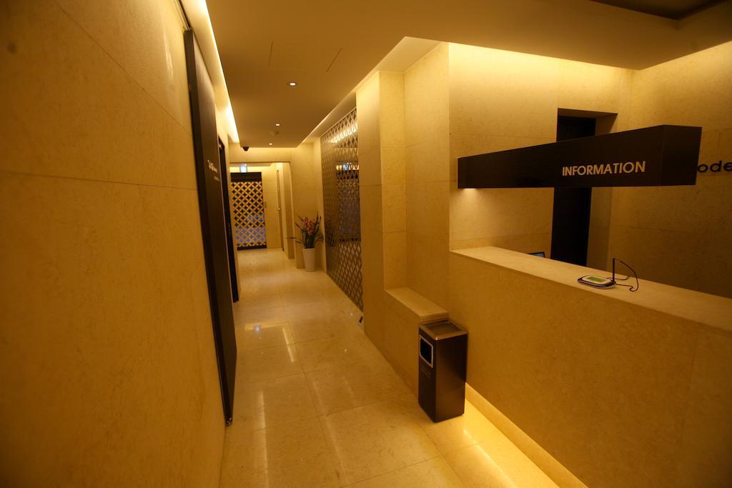 Motel Spring 21 Sinchon Seul