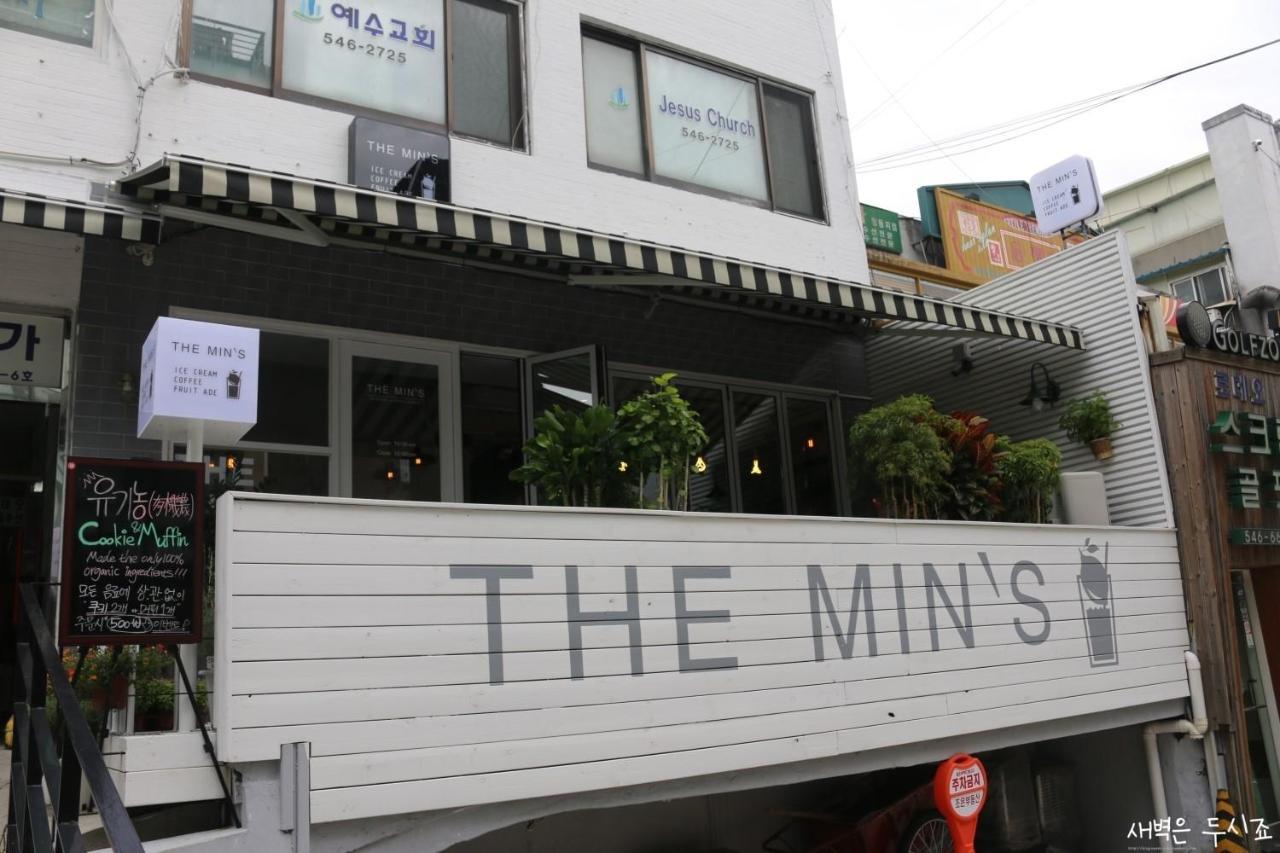 Inn Open House Apgujeong-rodeo ,cony 2*